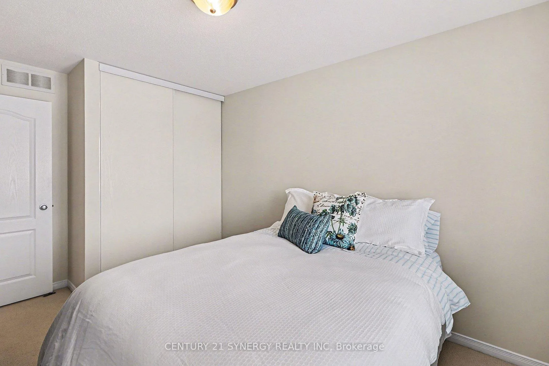 Photo 20 of 322 Selene Way, Ottawa, Avalon East — HOMEH