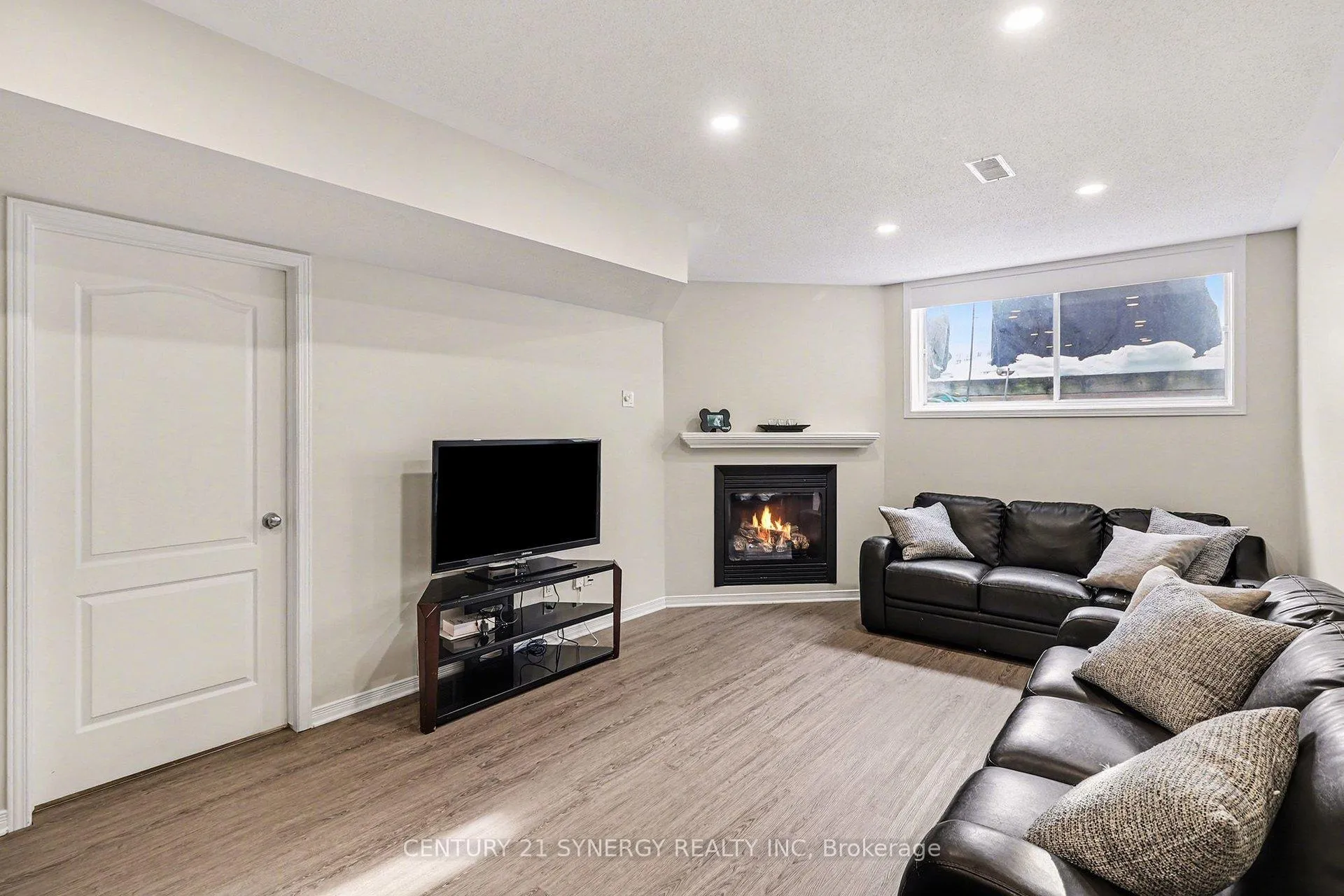 Photo 28 of 322 Selene Way, Ottawa, Avalon East — HOMEH