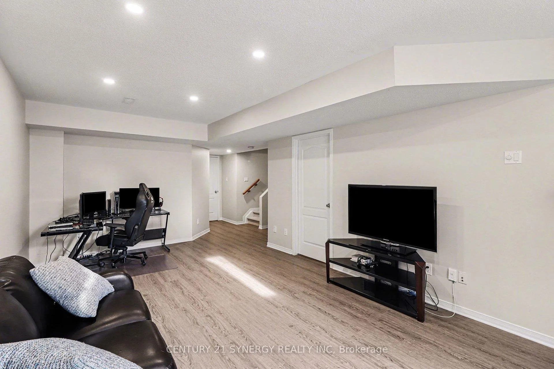 Photo 30 of 322 Selene Way, Ottawa, Avalon East — HOMEH
