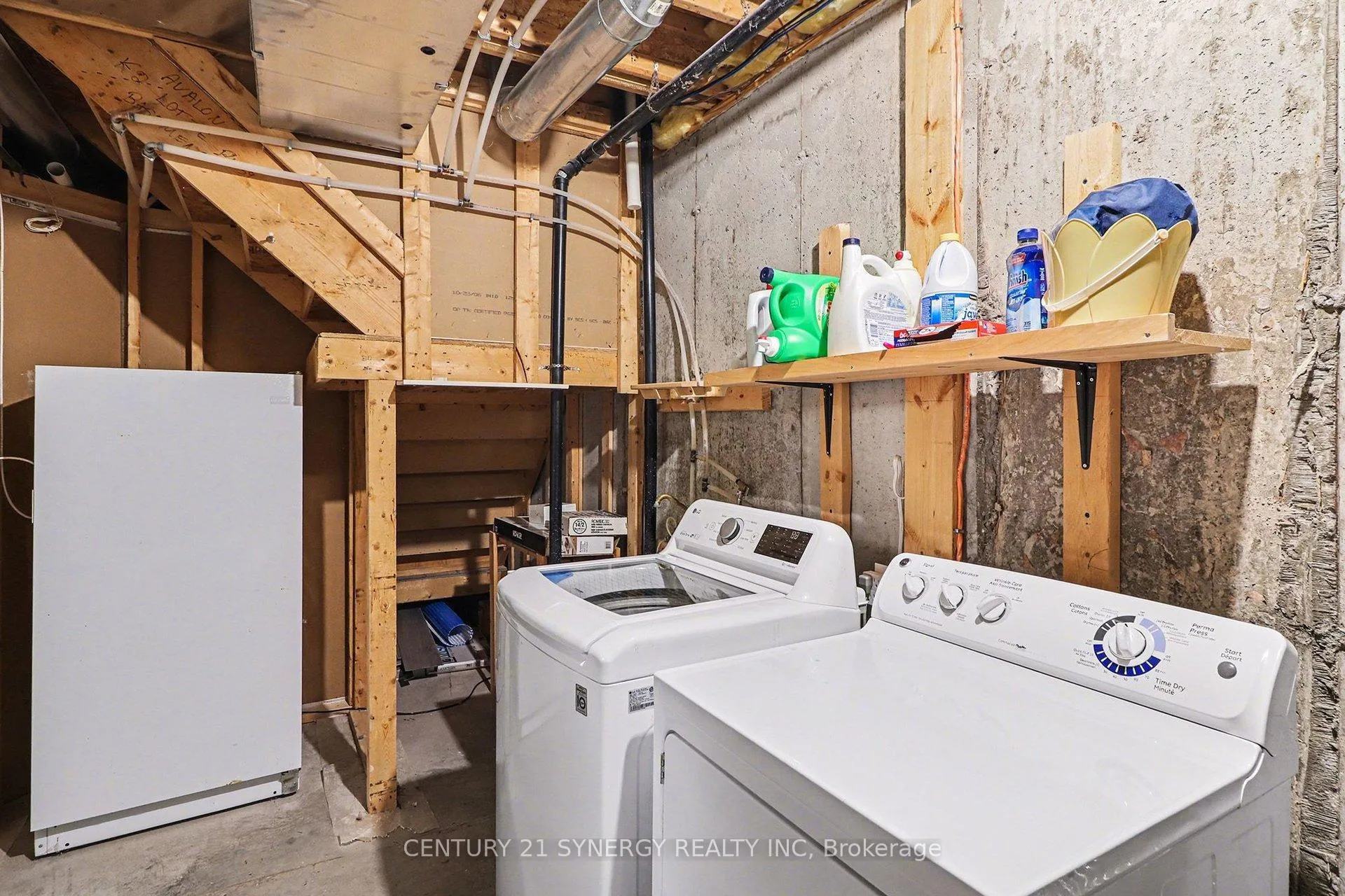 Photo 31 of 322 Selene Way, Ottawa, Avalon East — HOMEH