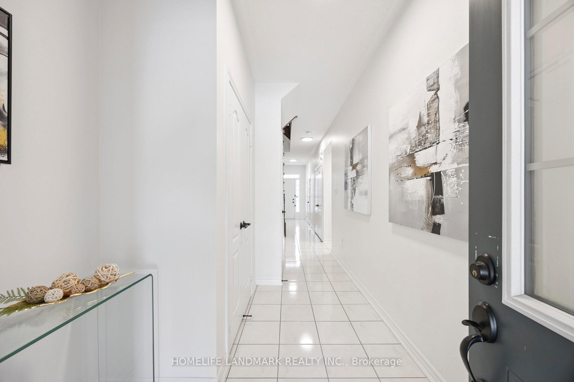 Photo 15 of 56 Donald Buttress Boulevard W, Markham, Cathedraltown — HOMEH