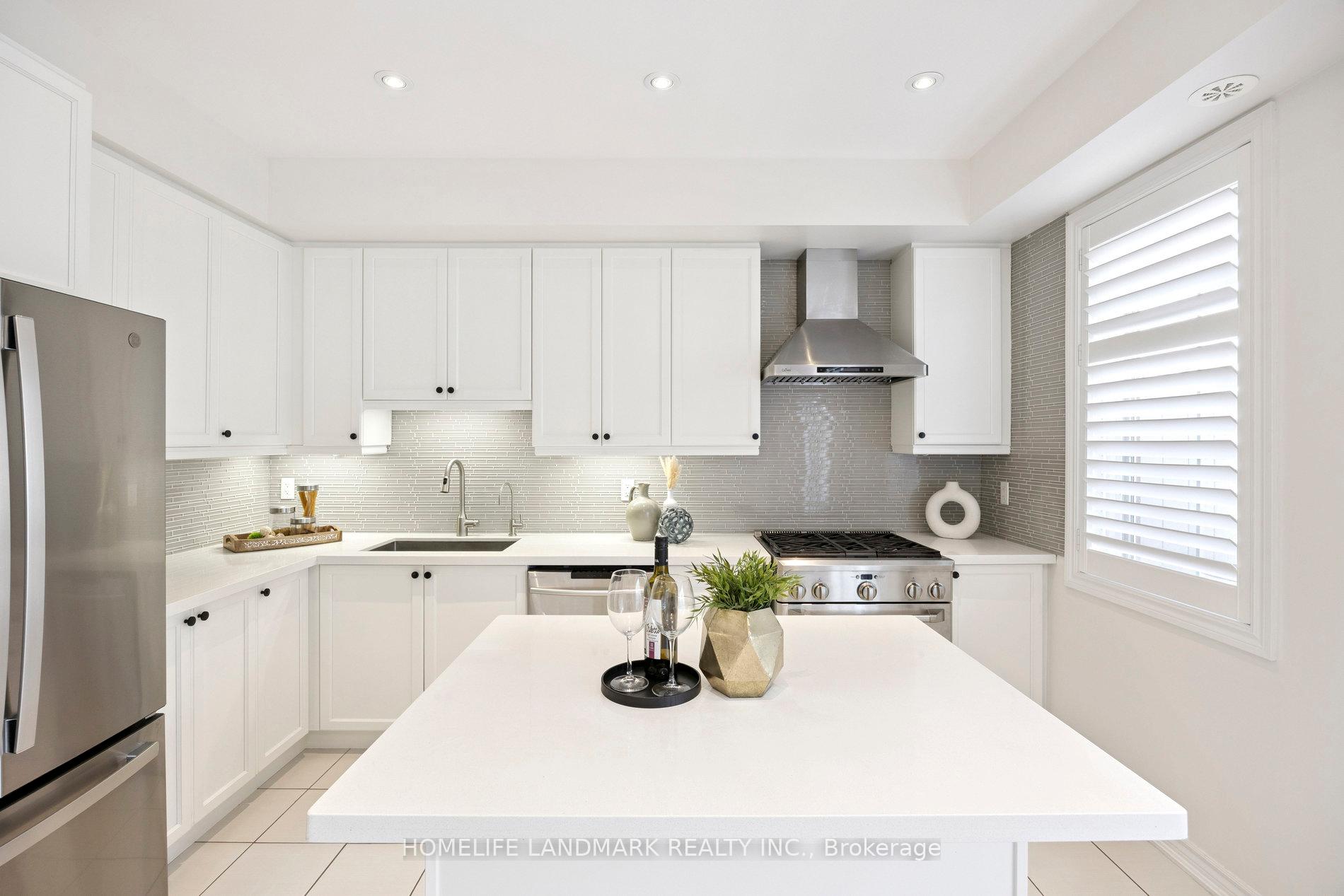 Photo 18 of 56 Donald Buttress Boulevard W, Markham, Cathedraltown — HOMEH