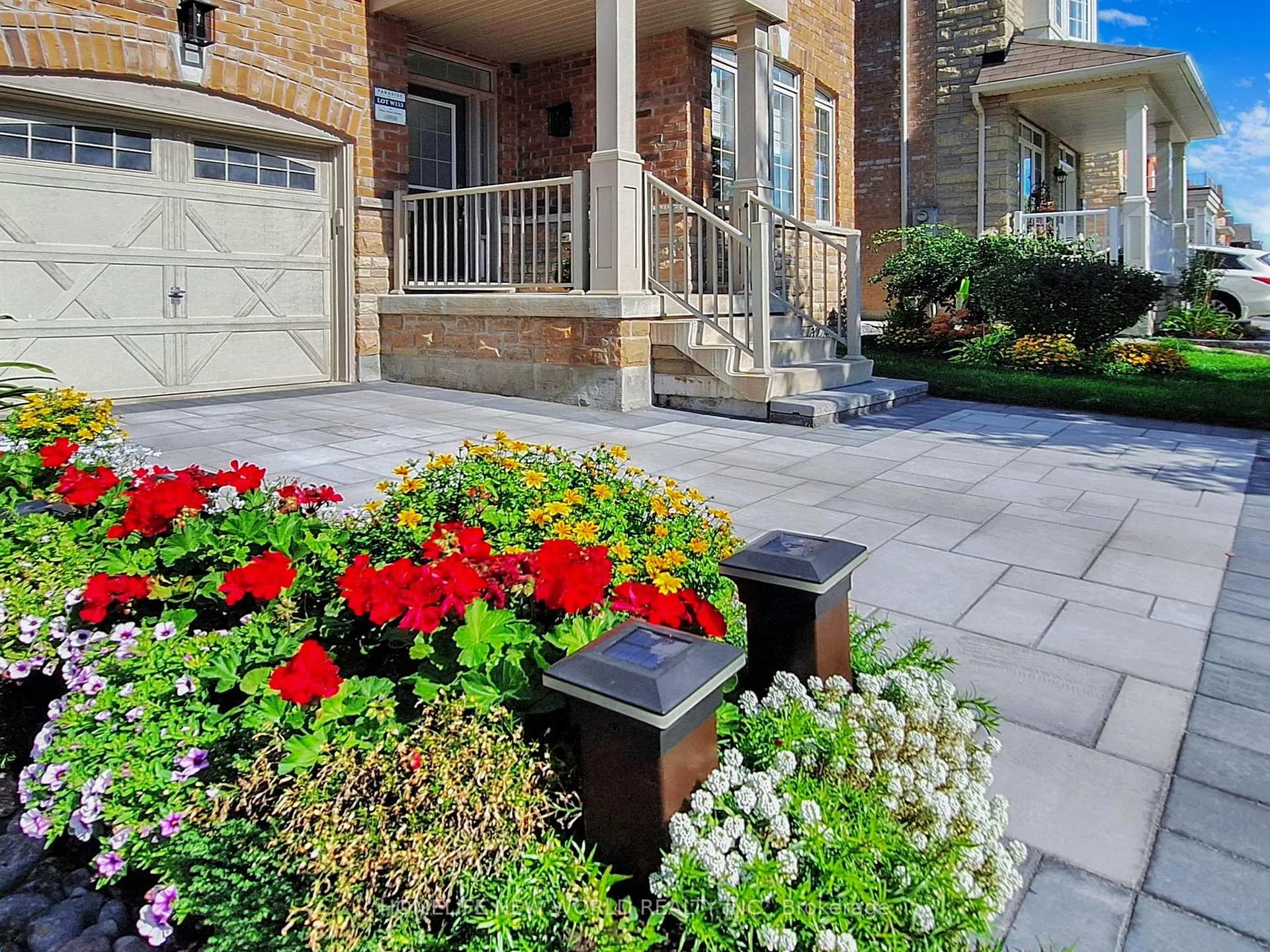 Photo 4 of 64 Henry Bauer Avenue, Markham, Berczy — HOMEH