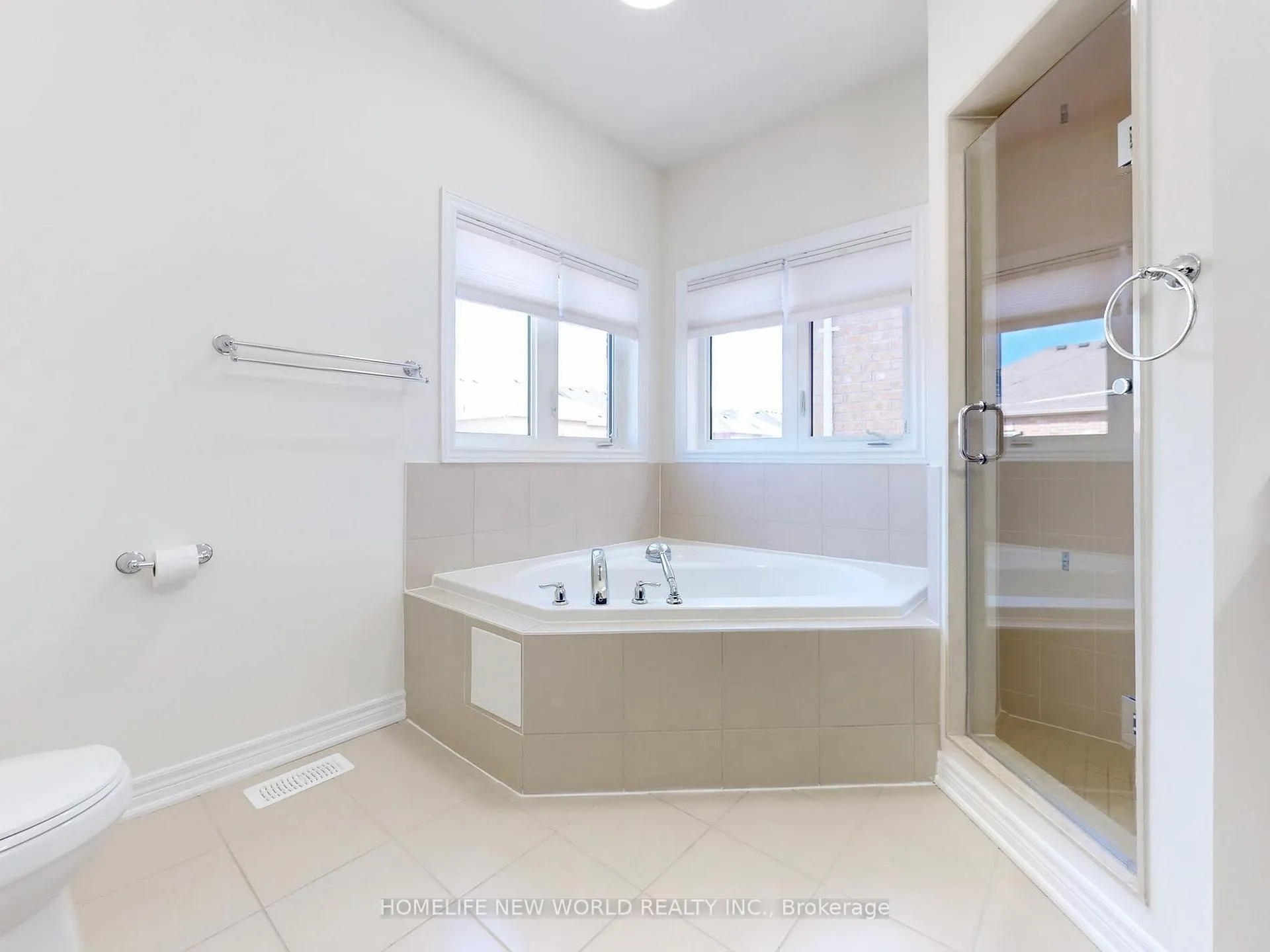 Photo 30 of 64 Henry Bauer Avenue, Markham, Berczy — HOMEH