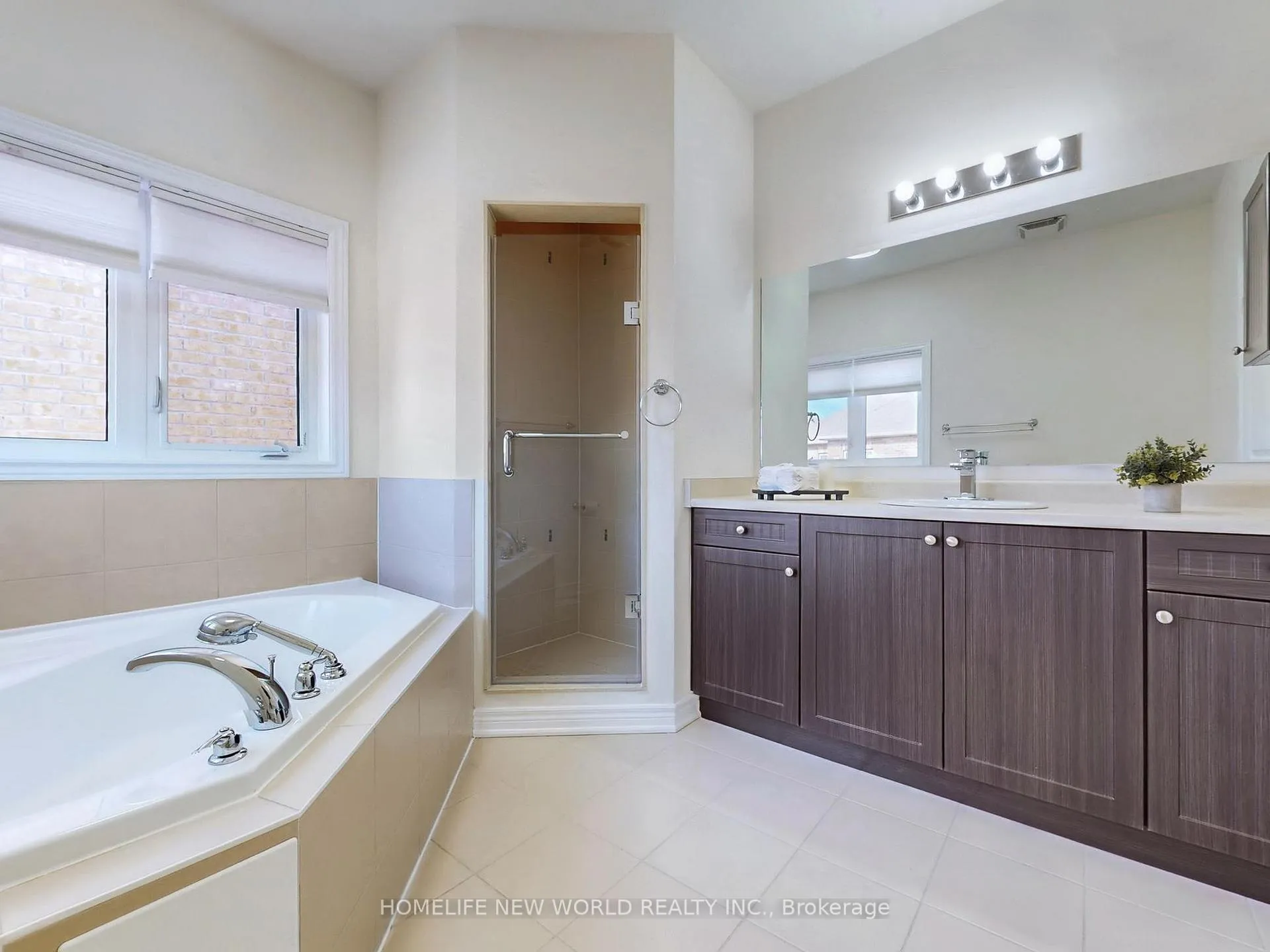 Photo 31 of 64 Henry Bauer Avenue, Markham, Berczy — HOMEH