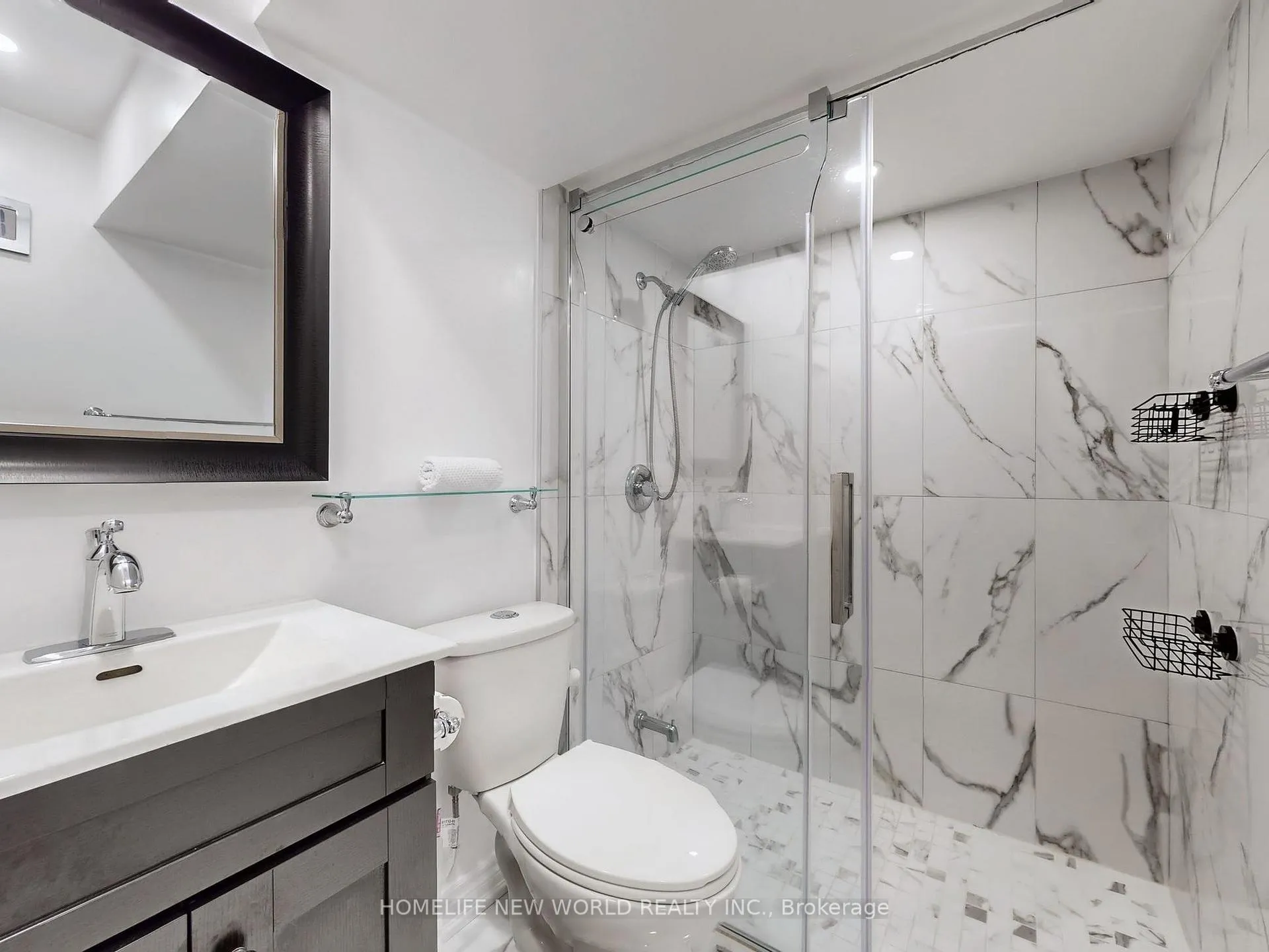 Photo 44 of 64 Henry Bauer Avenue, Markham, Berczy — HOMEH