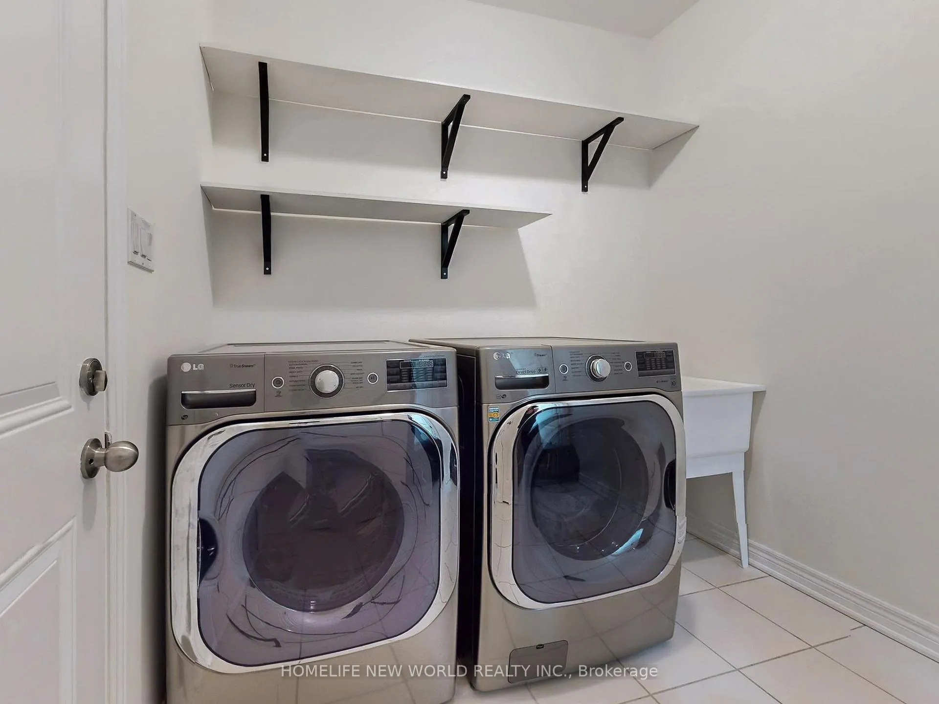 Photo 45 of 64 Henry Bauer Avenue, Markham, Berczy — HOMEH