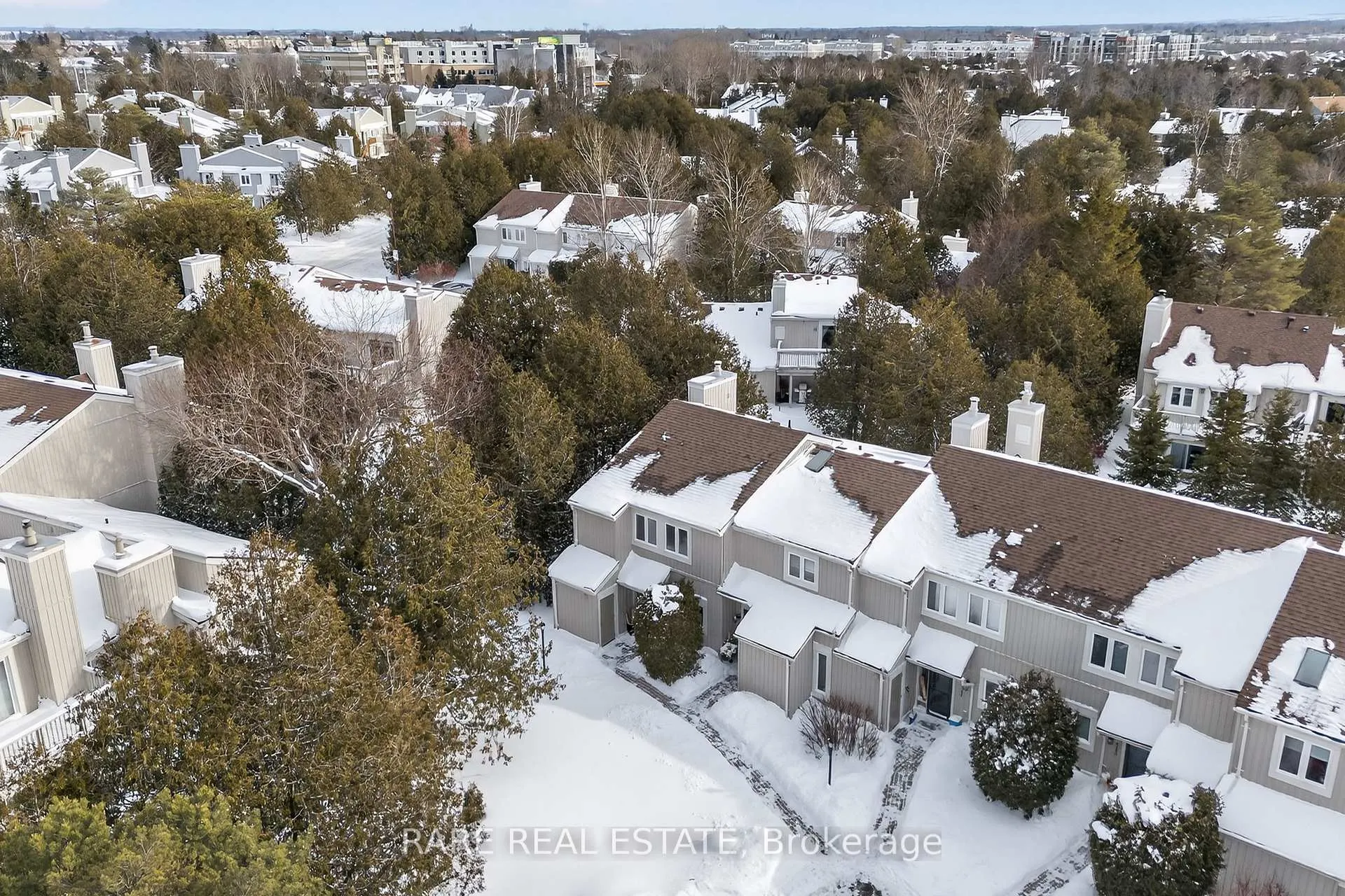 Photo 4 of 548 Oxbow Crescent, Collingwood — HOMEH