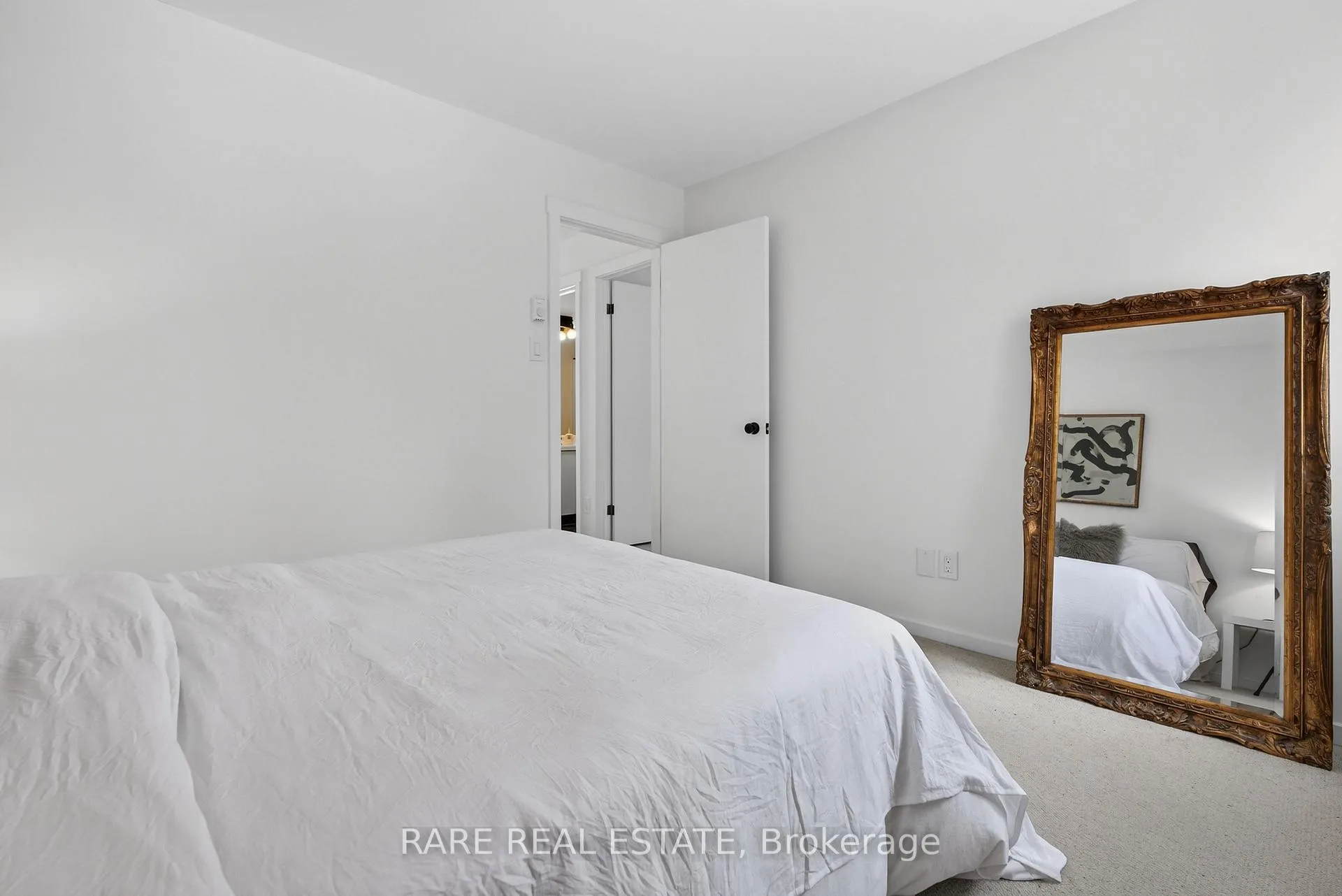 Photo 43 of 548 Oxbow Crescent, Collingwood — HOMEH