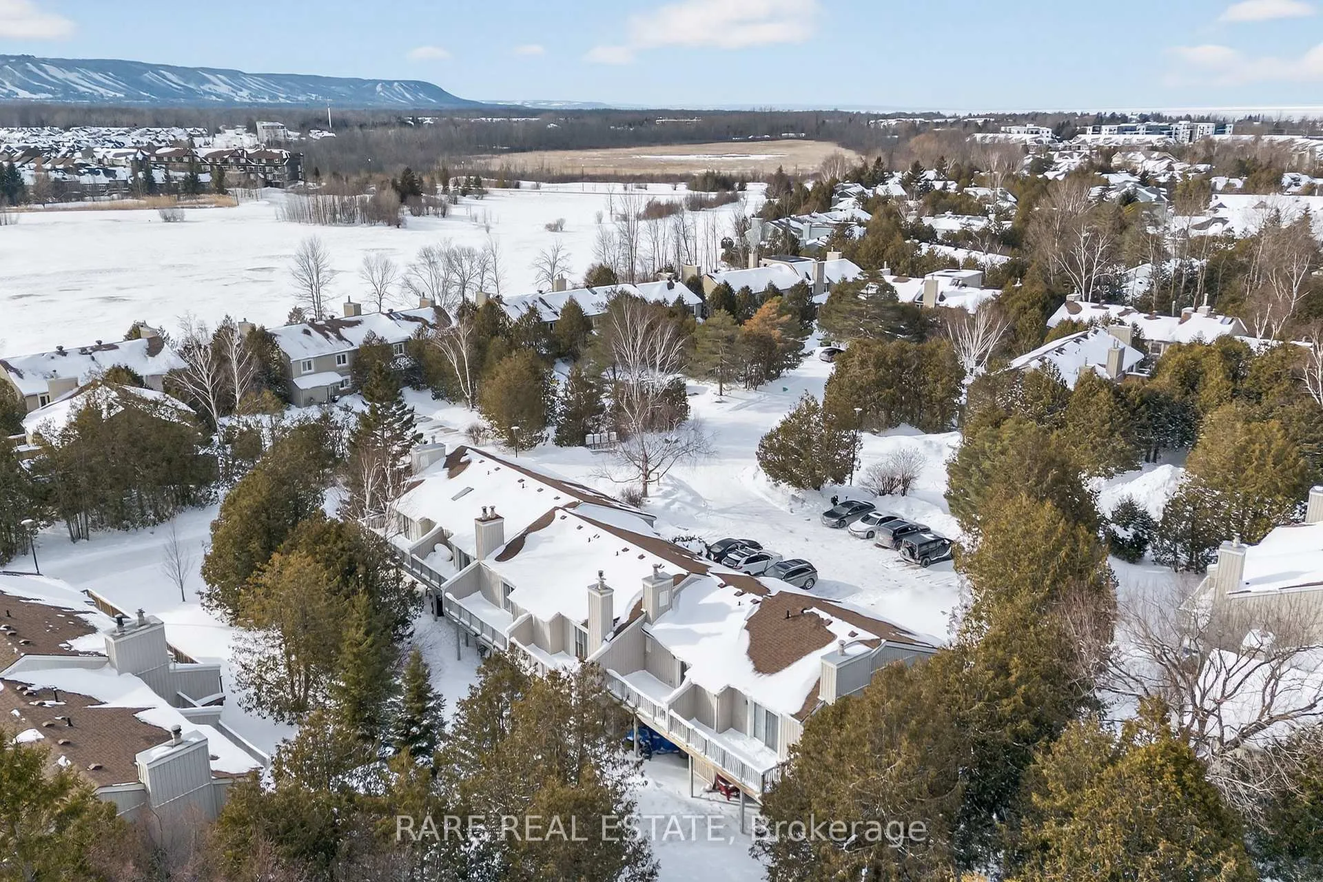 Photo 45 of 548 Oxbow Crescent, Collingwood — HOMEH