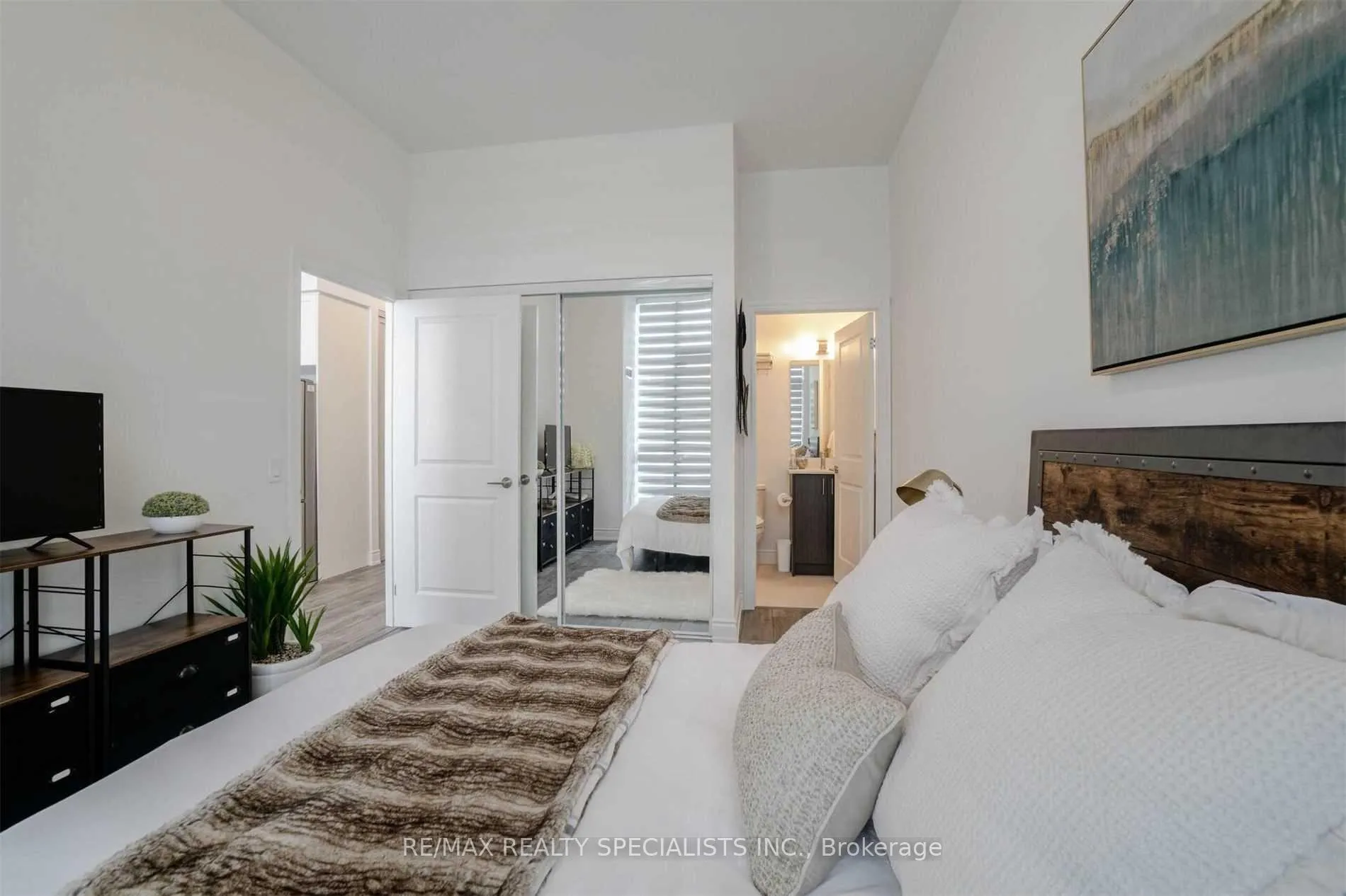 Photo 8 of Unit 115, 1050 Main Street, Milton, Dempsey — HOMEH