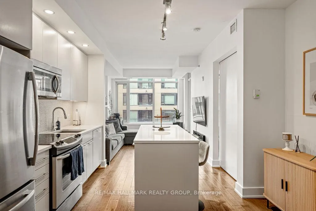 Photo 3 of Unit 308, 108 Richmond Road, Ottawa, Westboro/Hampton Park — HOMEH