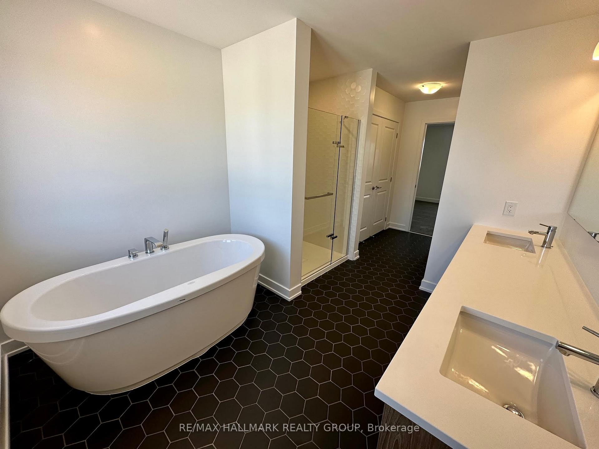 Photo 20 of 724 Odyssey Way, Ottawa, Leitrim — HOMEH