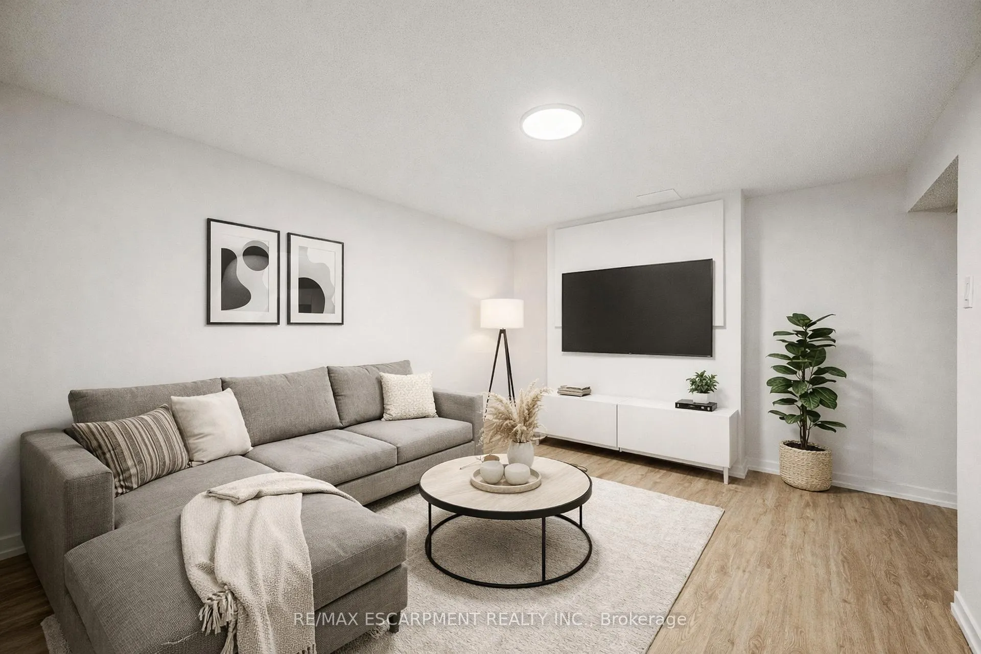 Photo 13 of Unit 41, 33 Rochelle Avenue, Hamilton, Quinndale — HOMEH