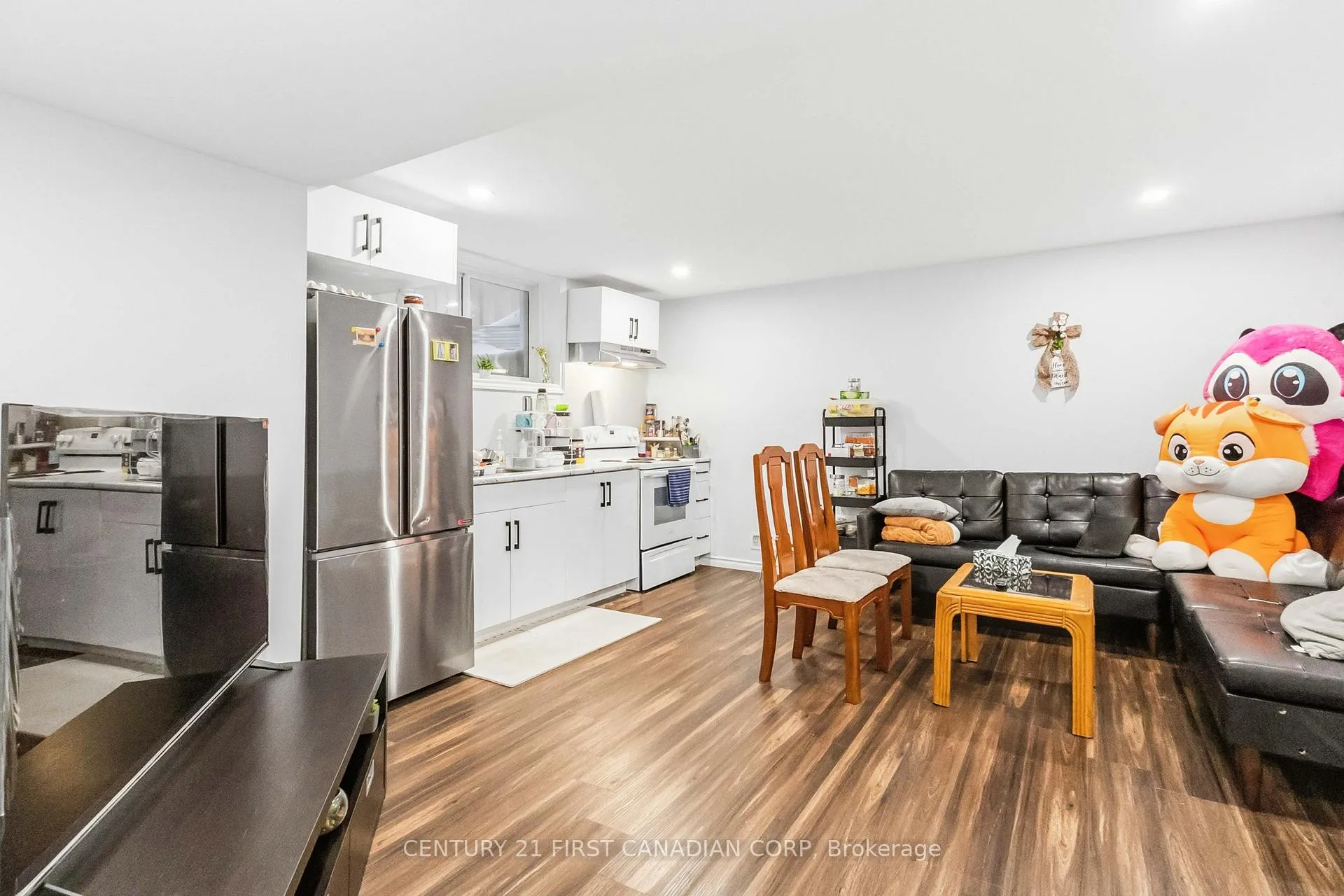 Photo 39 of 2382 Wickerson Road, London, South K — HOMEH
