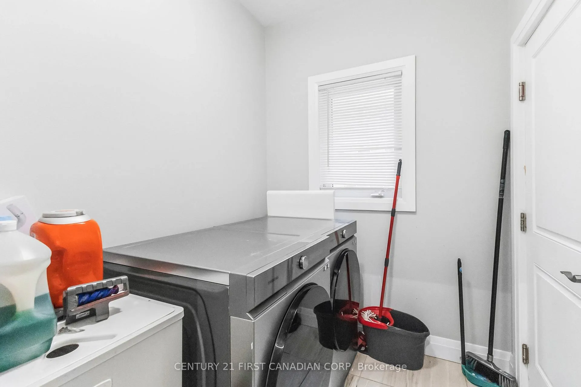 Photo 43 of 2382 Wickerson Road, London, South K — HOMEH