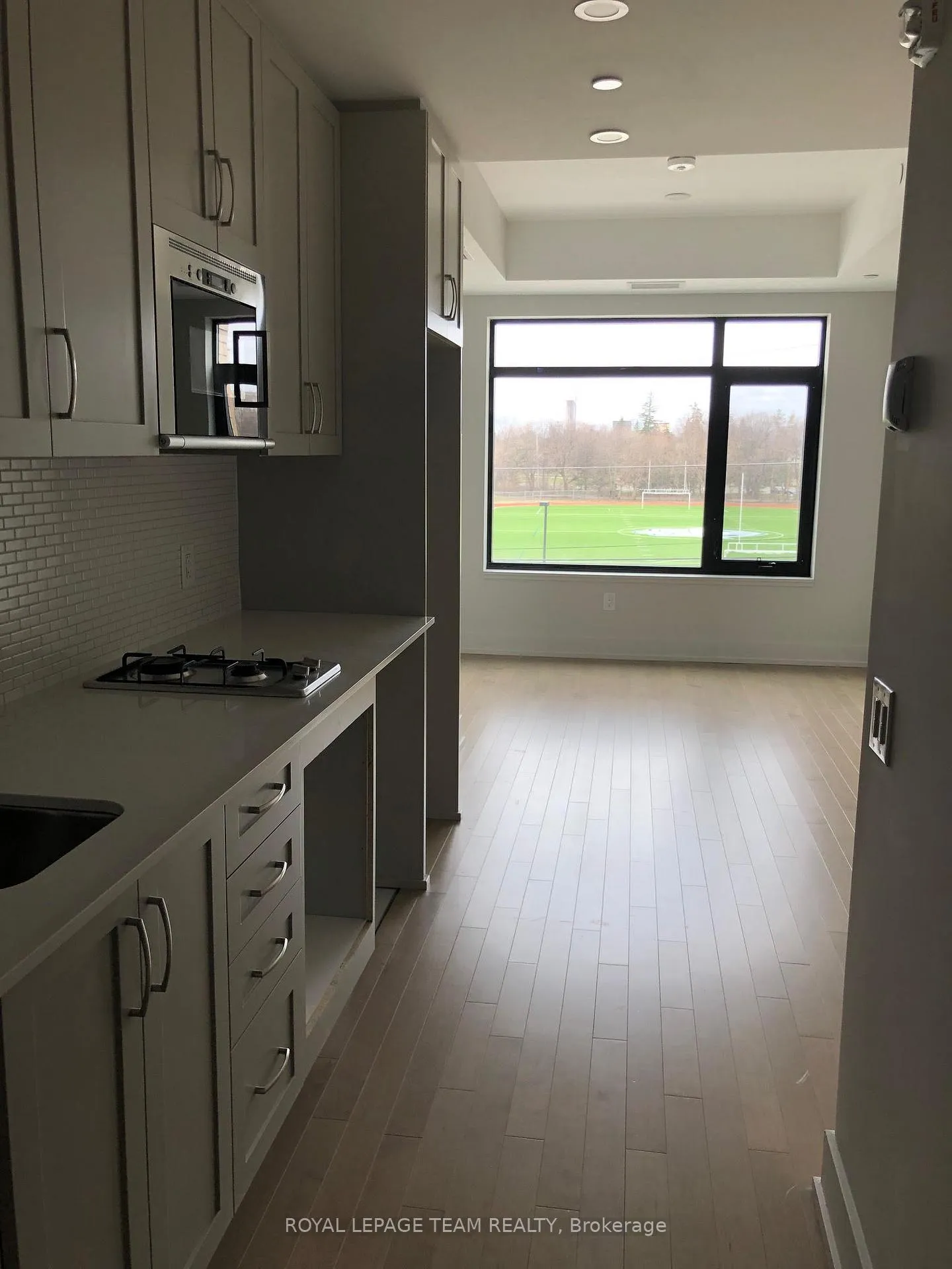 Photo 4 of Unit 309, 60 Springhurst Avenue, Ottawa, Ottawa East — HOMEH