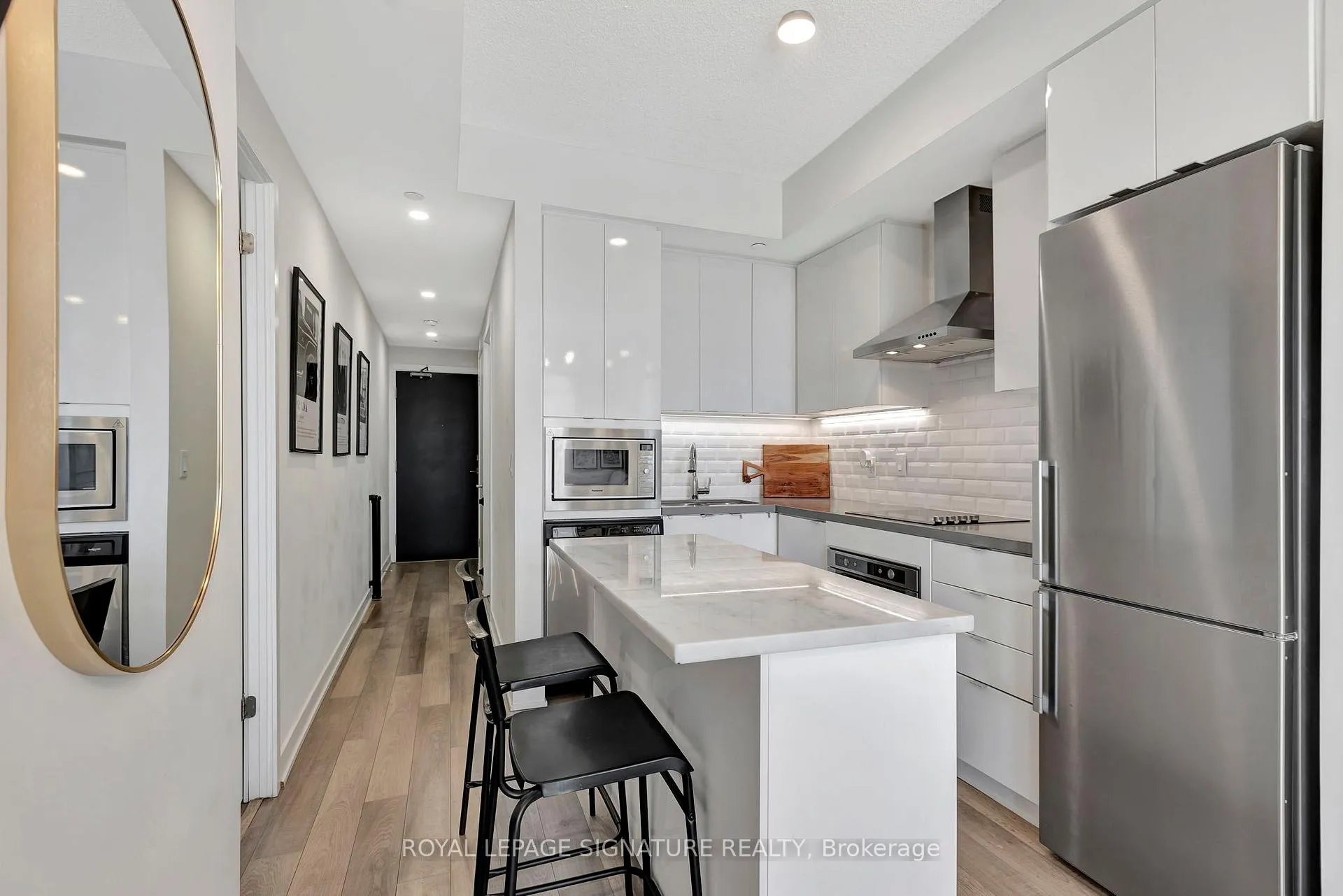 Photo 4 of Unit 331, 5230 Dundas Street, Burlington, Orchard — HOMEH