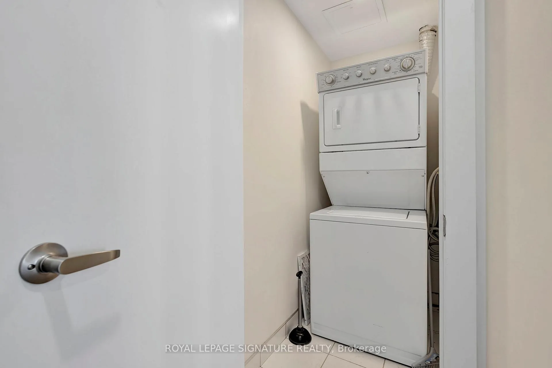 Photo 19 of Unit 331, 5230 Dundas Street, Burlington, Orchard — HOMEH