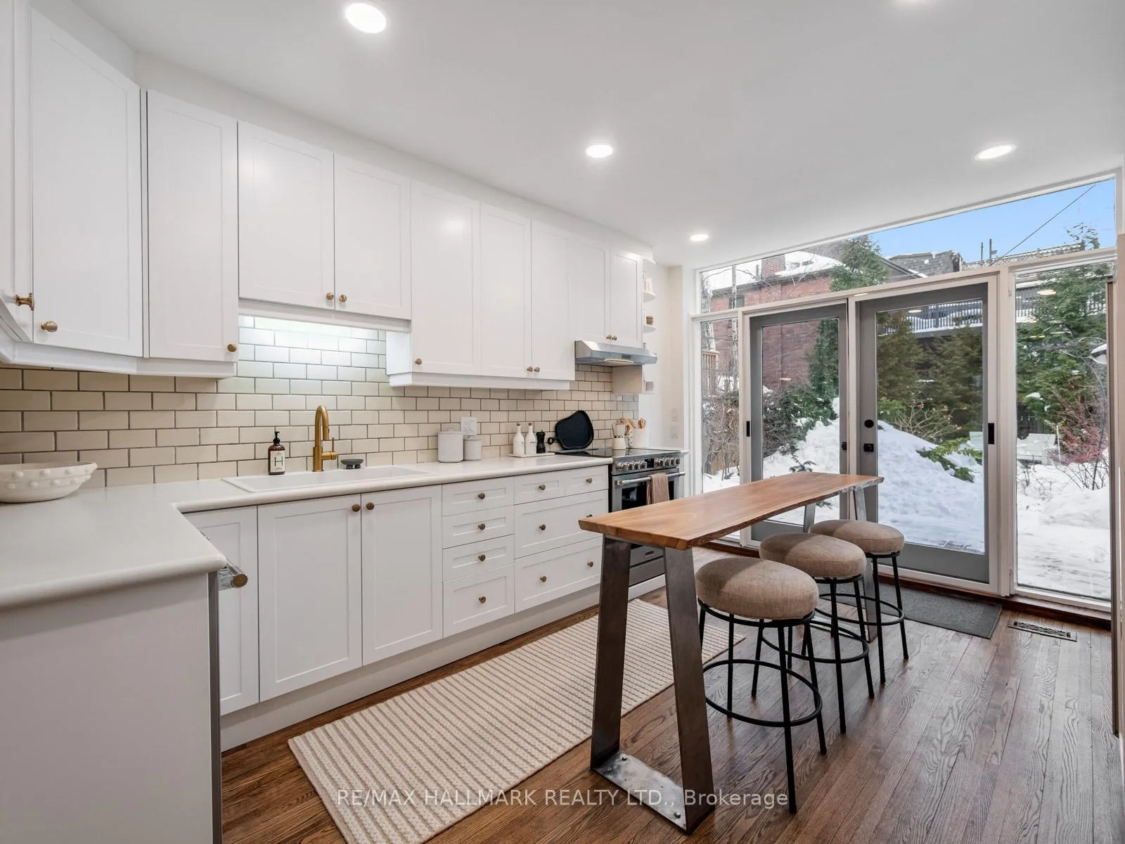Photo 9 of 491 Broadview Avenue, Toronto, North Riverdale — HOMEH