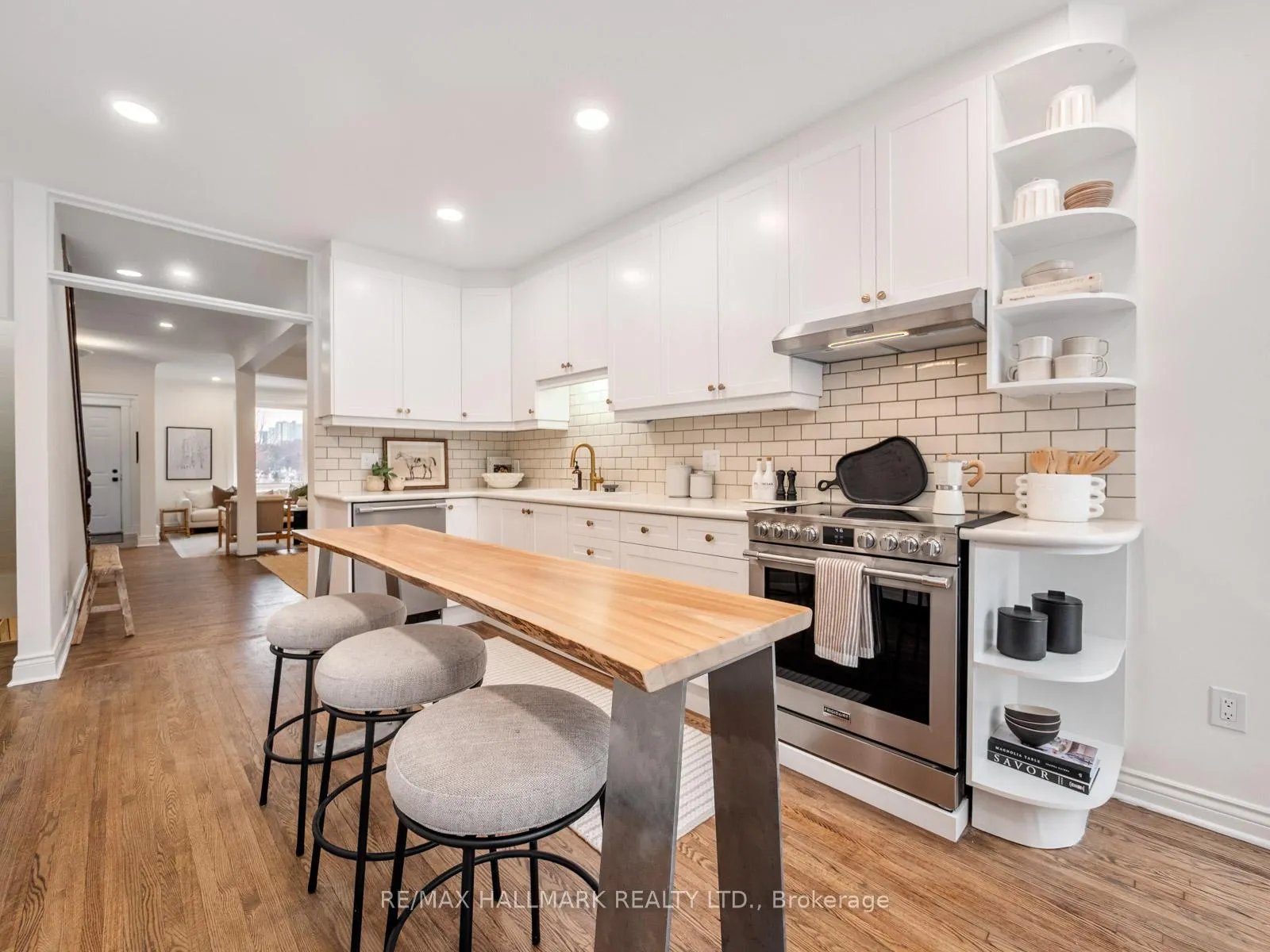 Photo 12 of 491 Broadview Avenue, Toronto, North Riverdale — HOMEH