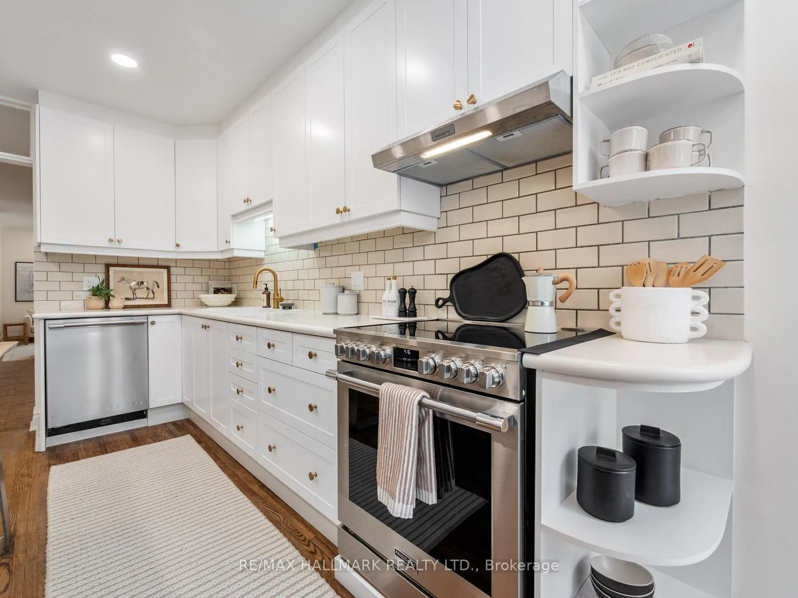 Photo 13 of 491 Broadview Avenue, Toronto, North Riverdale — HOMEH