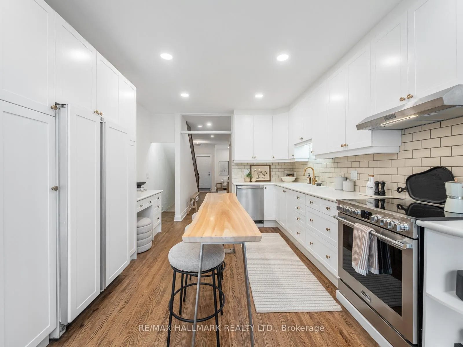 Photo 15 of 491 Broadview Avenue, Toronto, North Riverdale — HOMEH