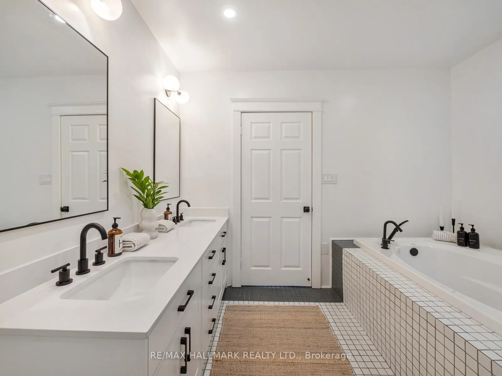 Photo 25 of 491 Broadview Avenue, Toronto, North Riverdale — HOMEH