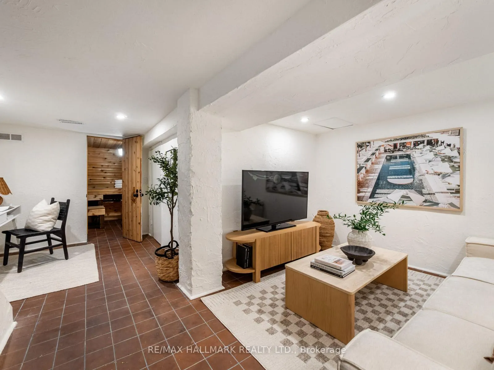 Photo 37 of 491 Broadview Avenue, Toronto, North Riverdale — HOMEH