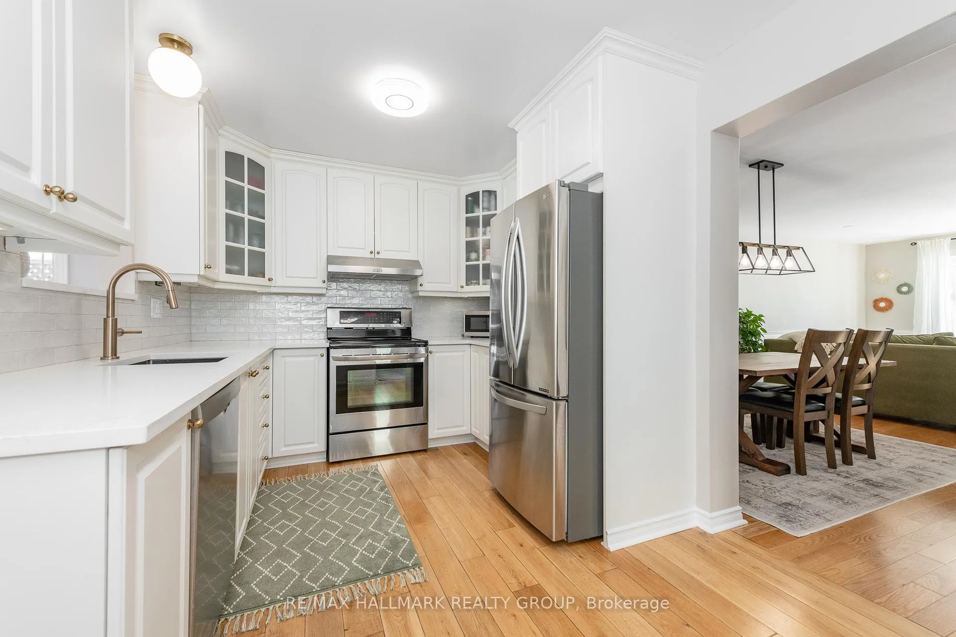 Photo 13 of 70 Melanie Crescent, Ottawa, Kanata - Glencairn/Hazeldean — HOMEH