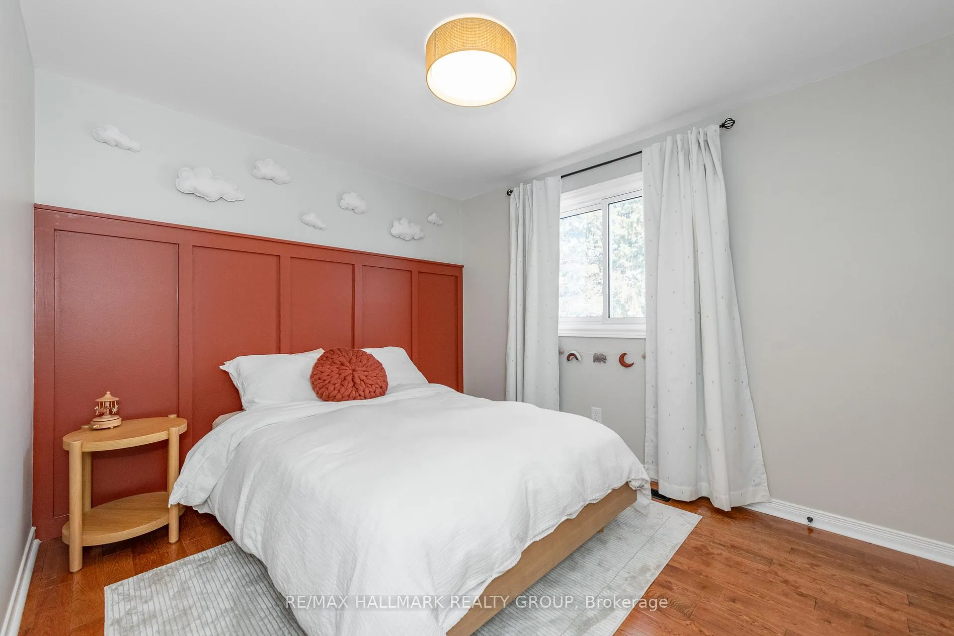 Photo 27 of 70 Melanie Crescent, Ottawa, Kanata - Glencairn/Hazeldean — HOMEH