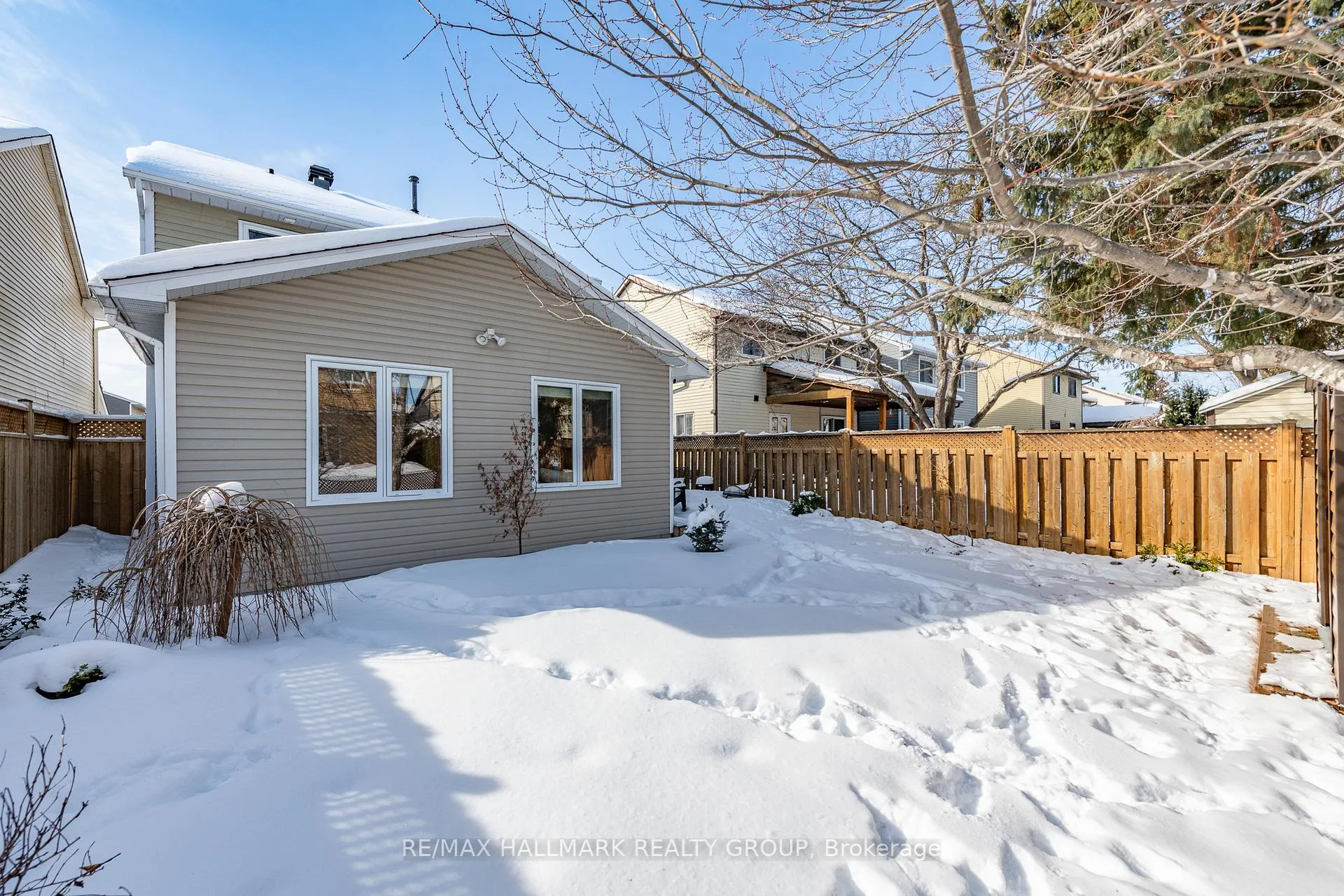 Photo 44 of 70 Melanie Crescent, Ottawa, Kanata - Glencairn/Hazeldean — HOMEH