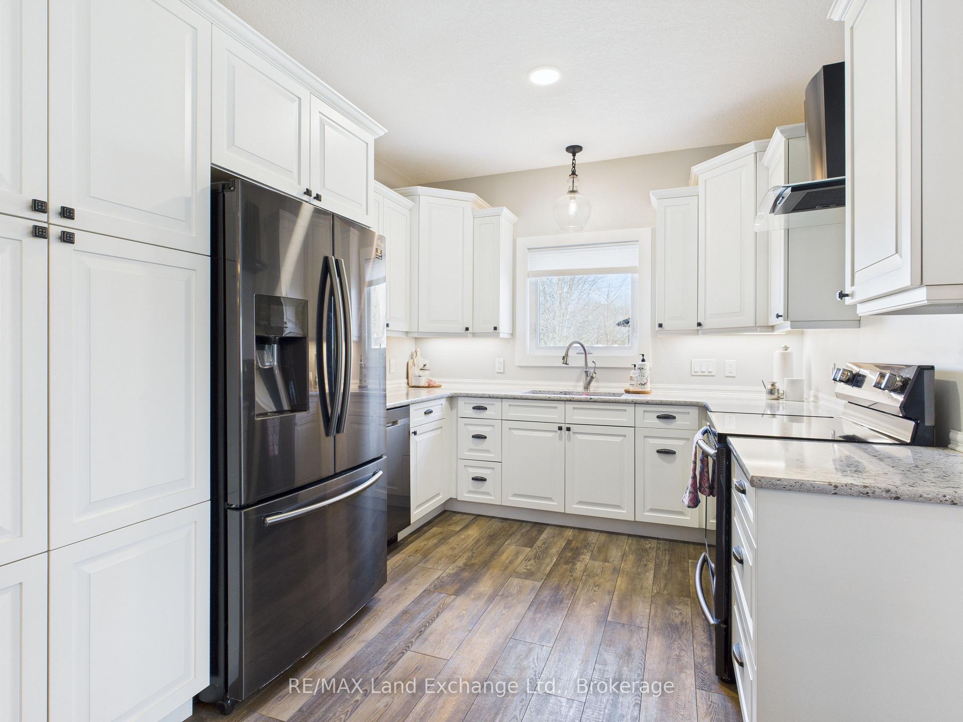 Photo 10 of 1 Cameron Street, Kincardine — HOMEH
