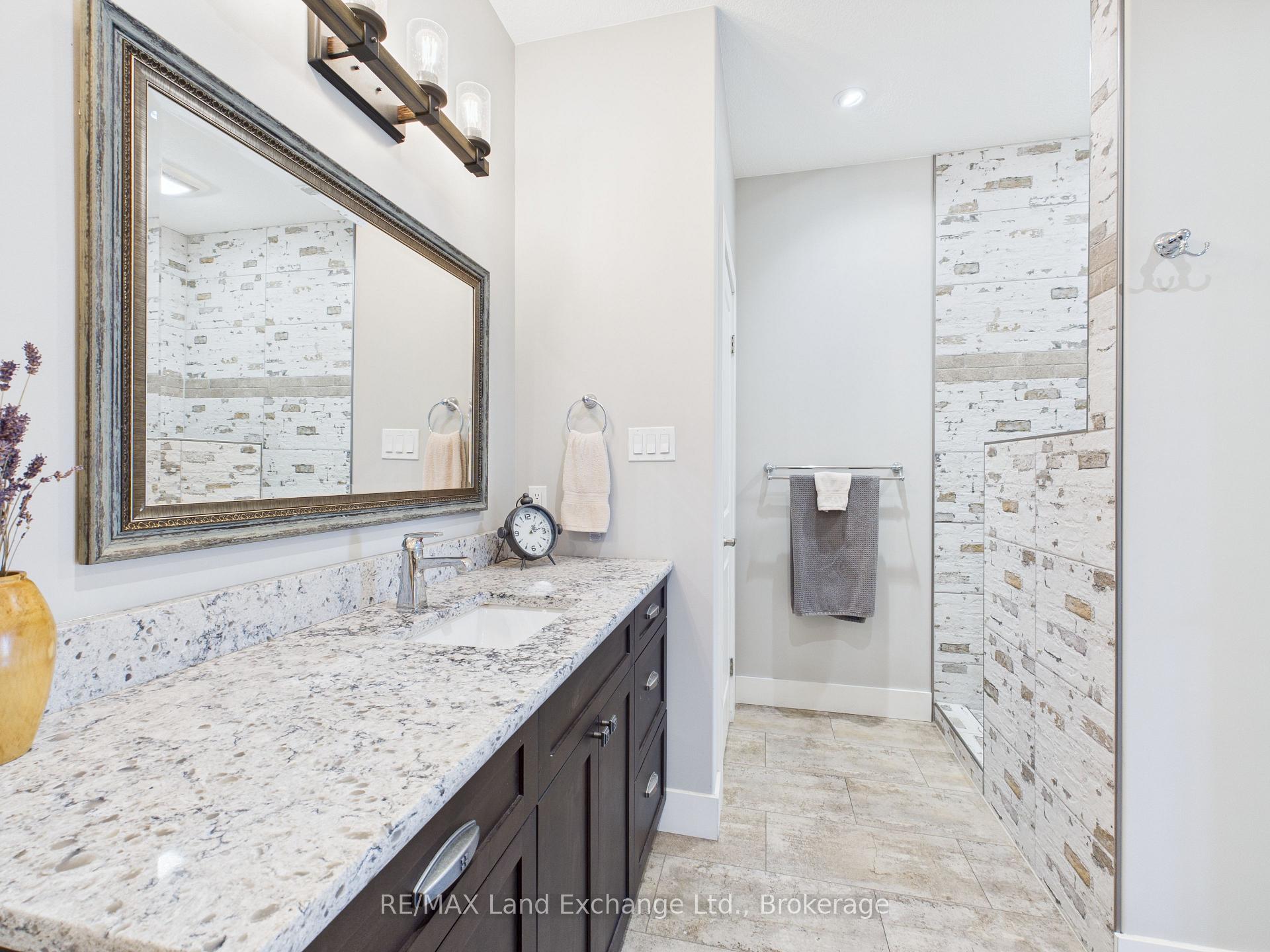 Photo 15 of 1 Cameron Street, Kincardine — HOMEH