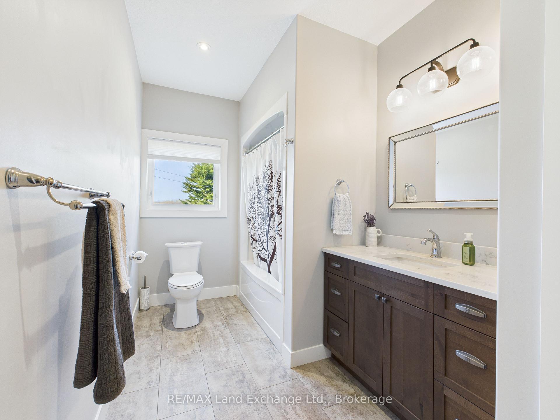 Photo 19 of 1 Cameron Street, Kincardine — HOMEH