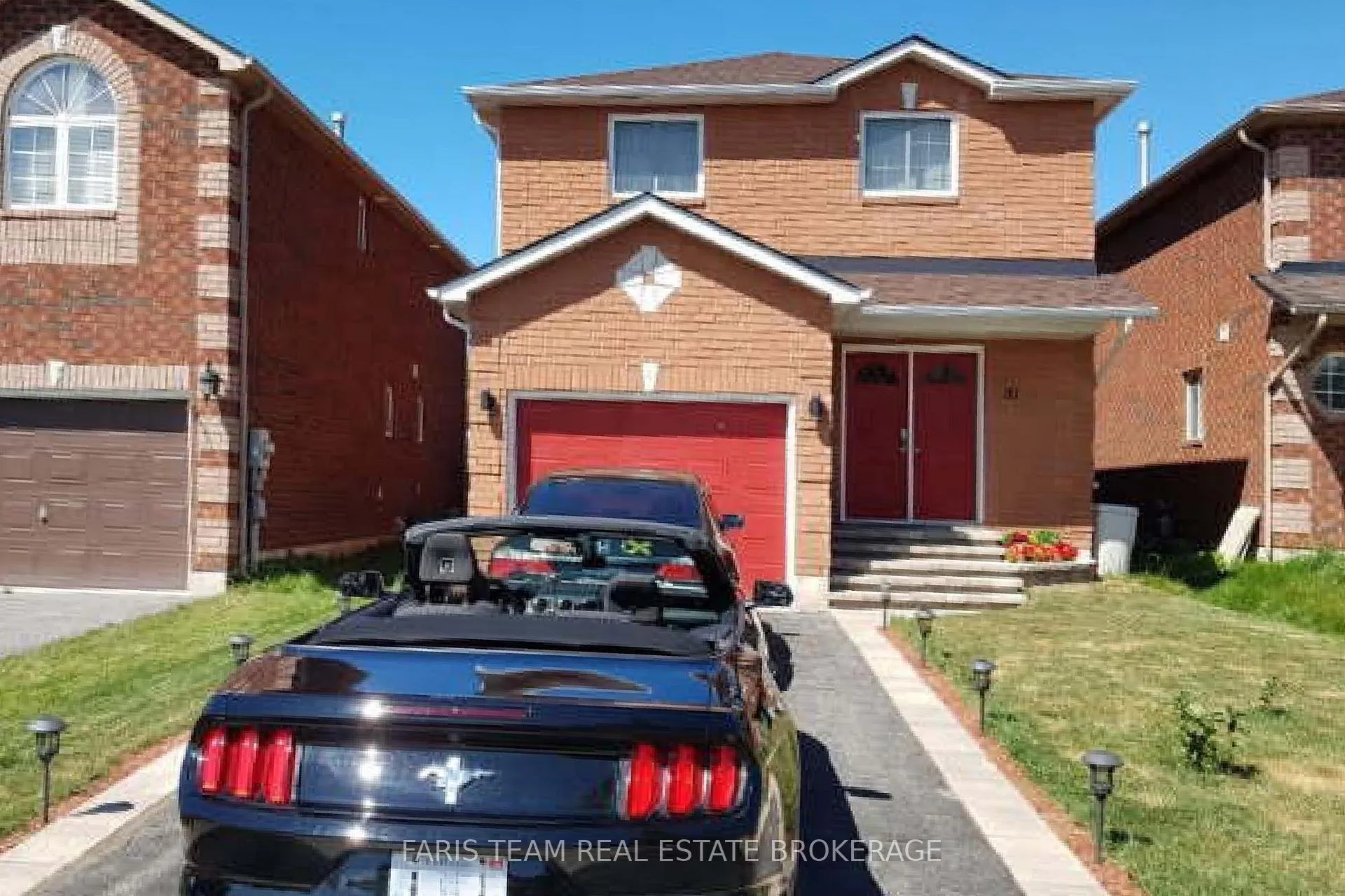 Photo 23 of 30 Coronation Parkway, Barrie, Innis-Shore — HOMEH