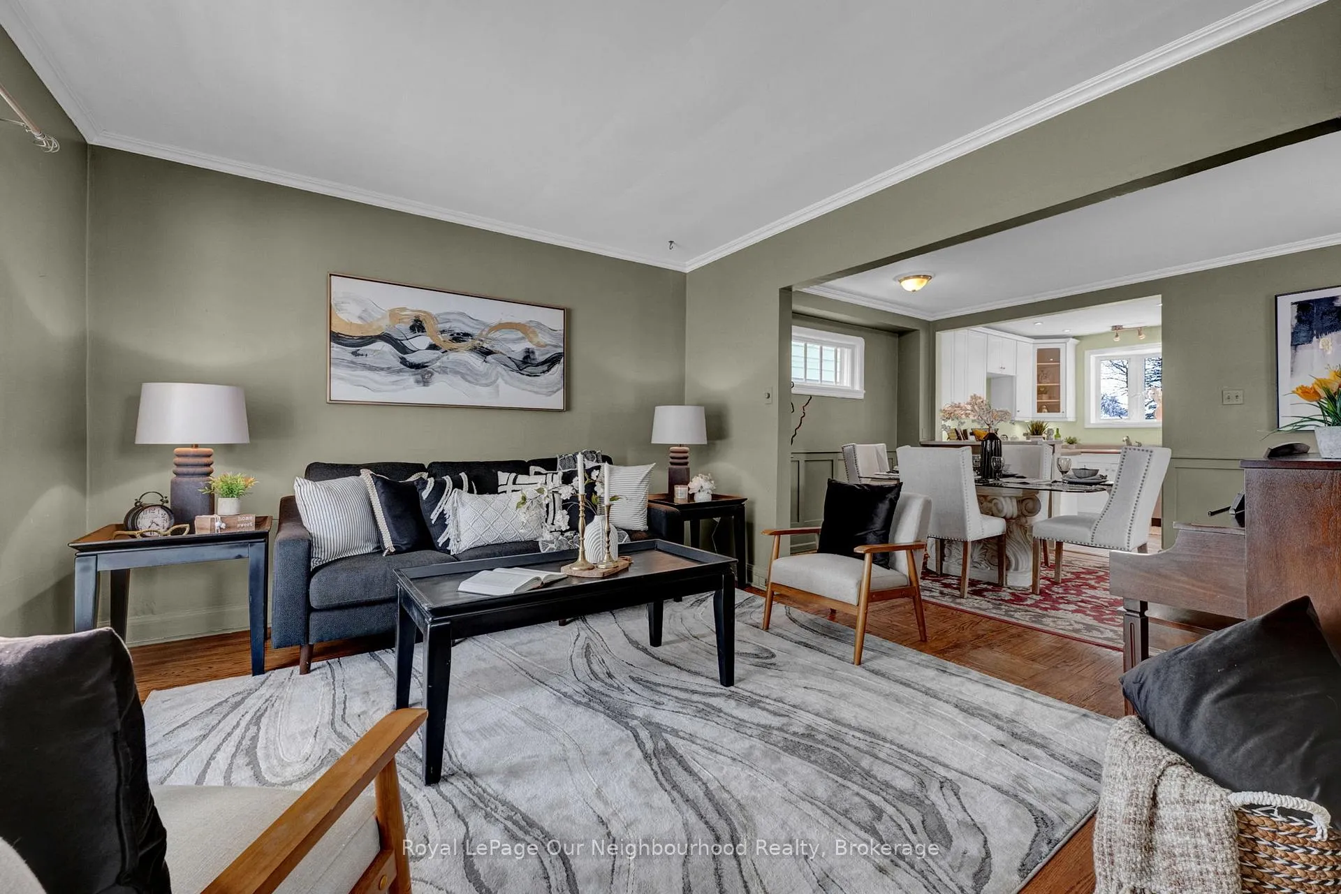 Photo 4 of 100 Buckingham Avenue, Oshawa, O'Neill — HOMEH