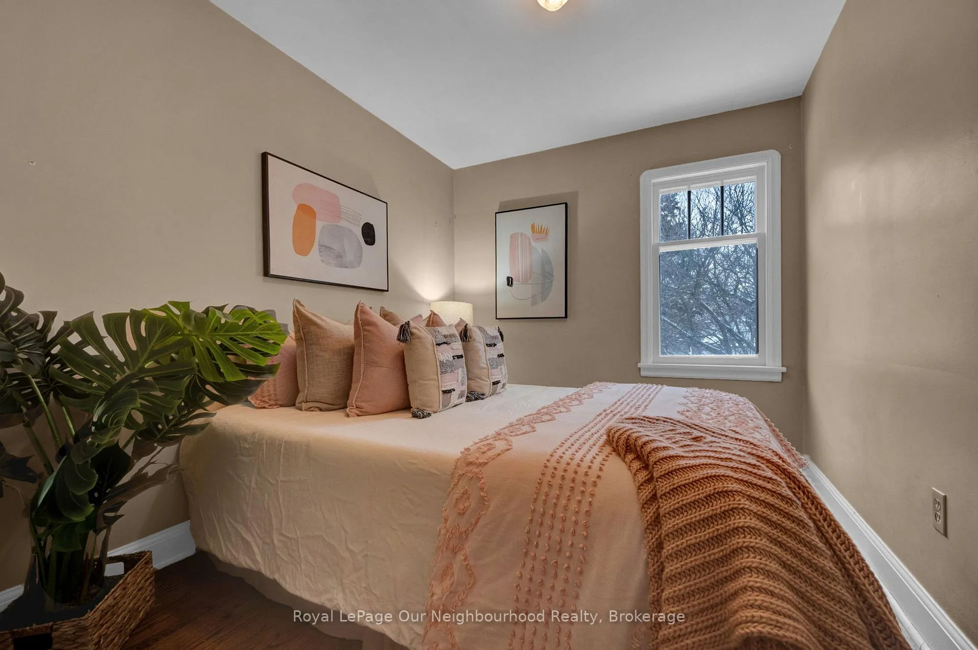Photo 23 of 100 Buckingham Avenue, Oshawa, O'Neill — HOMEH