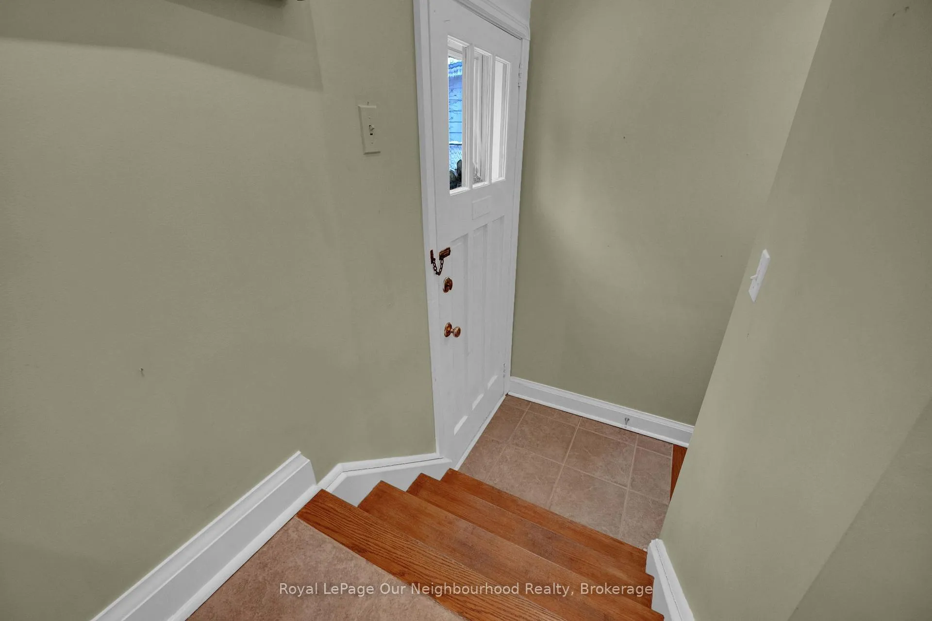 Photo 26 of 100 Buckingham Avenue, Oshawa, O'Neill — HOMEH