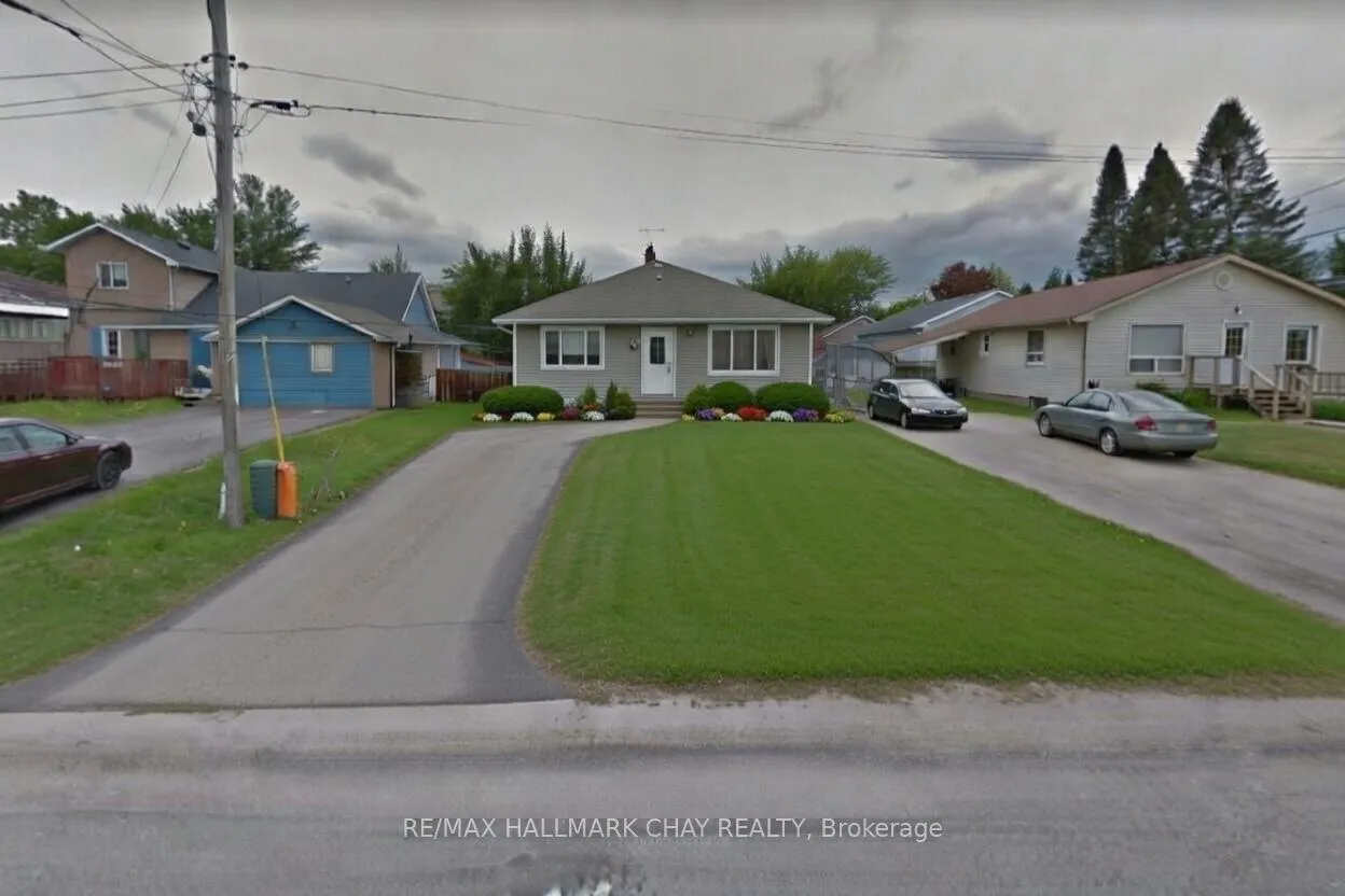 Photo 2 of 212 phillips Street, Barrie, Ardagh — HOMEH