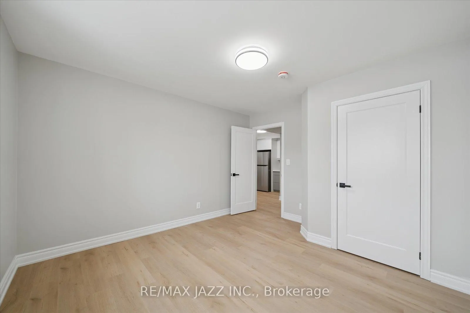 Photo 22 of Unit 105, 251 Simcoe Street S, Oshawa, Central — HOMEH