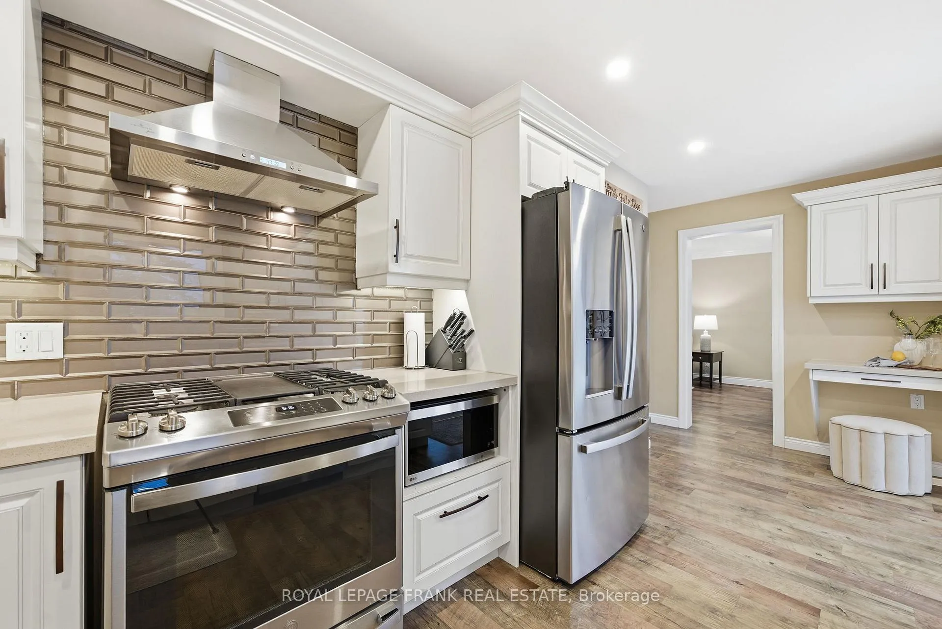 Photo 15 of 1143 Windermere Avenue, Oshawa, Donevan — HOMEH