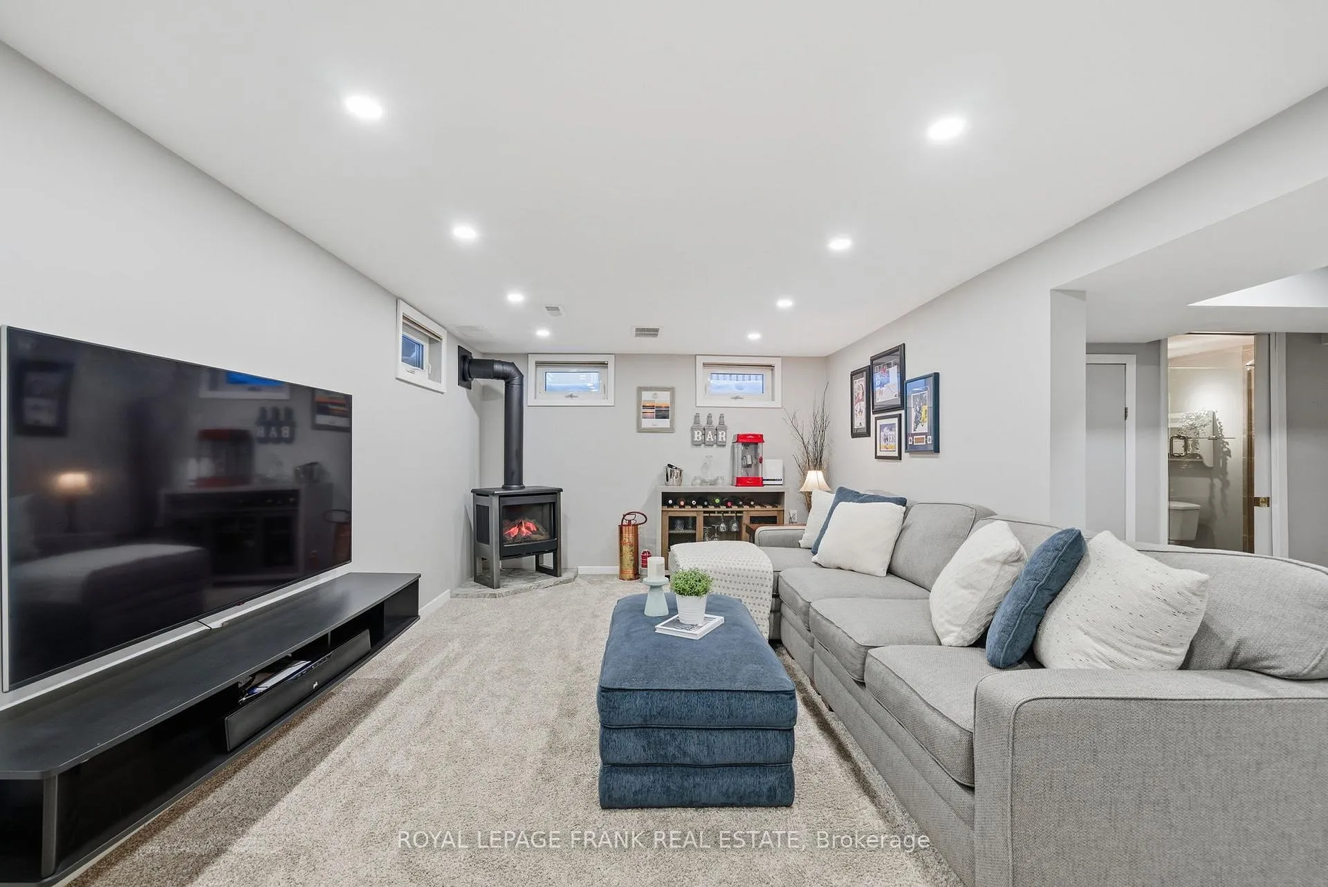 Photo 28 of 1143 Windermere Avenue, Oshawa, Donevan — HOMEH
