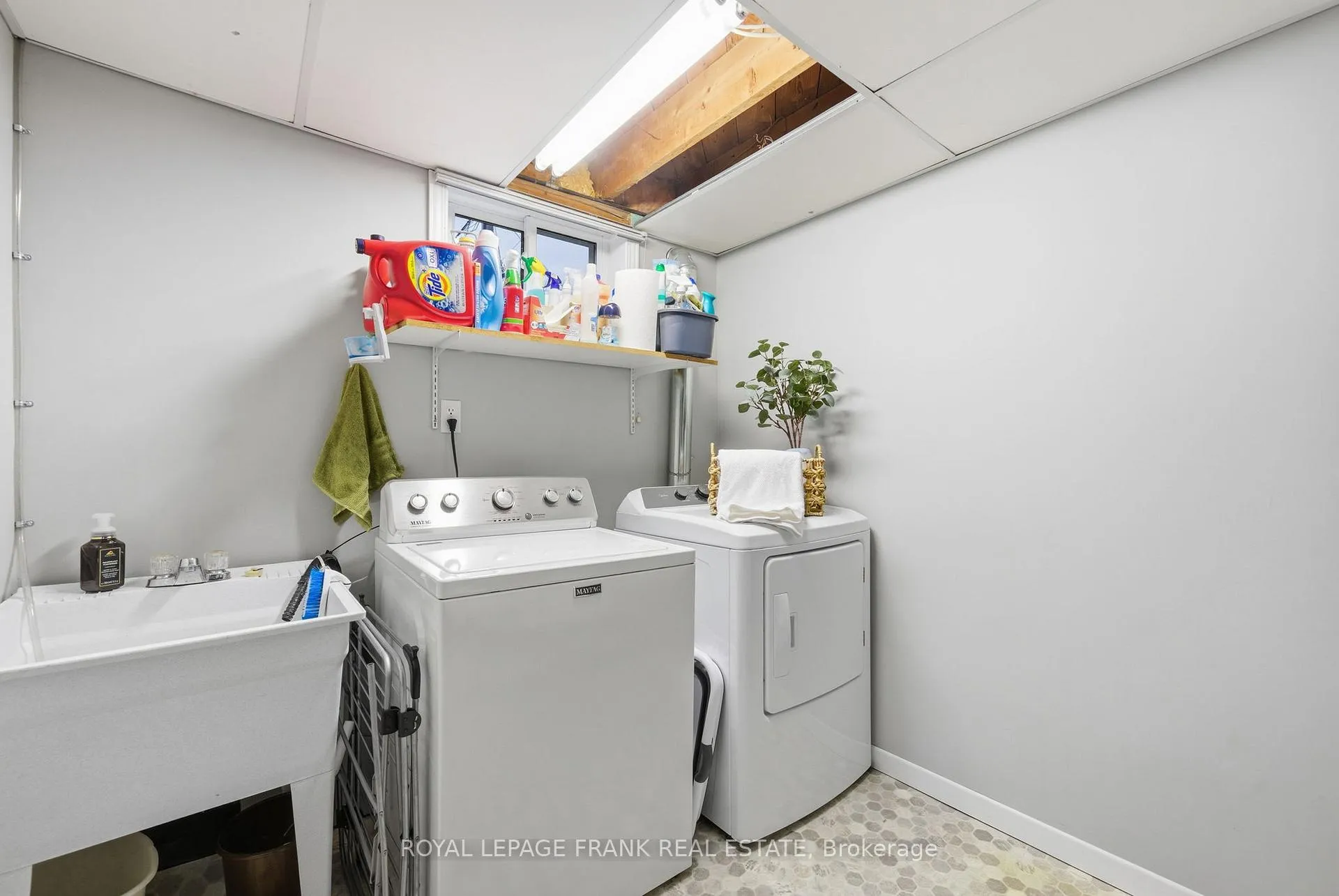 Photo 32 of 1143 Windermere Avenue, Oshawa, Donevan — HOMEH