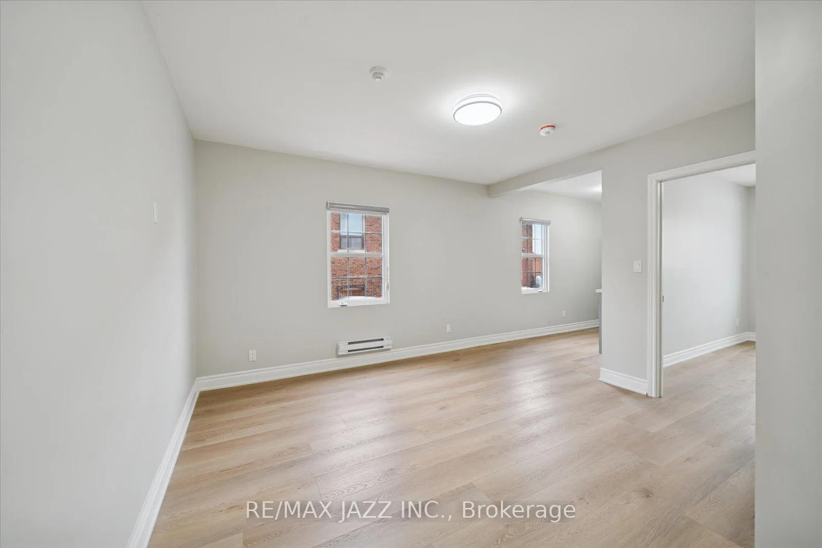 Photo 2 of Unit 103, 251 Simcoe Street S, Oshawa, Central — HOMEH