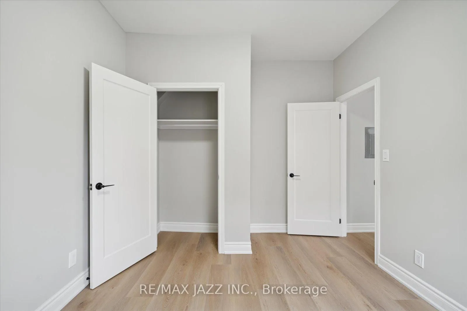 Photo 11 of Unit 102, 251 Simcoe Street S, Oshawa, Central — HOMEH