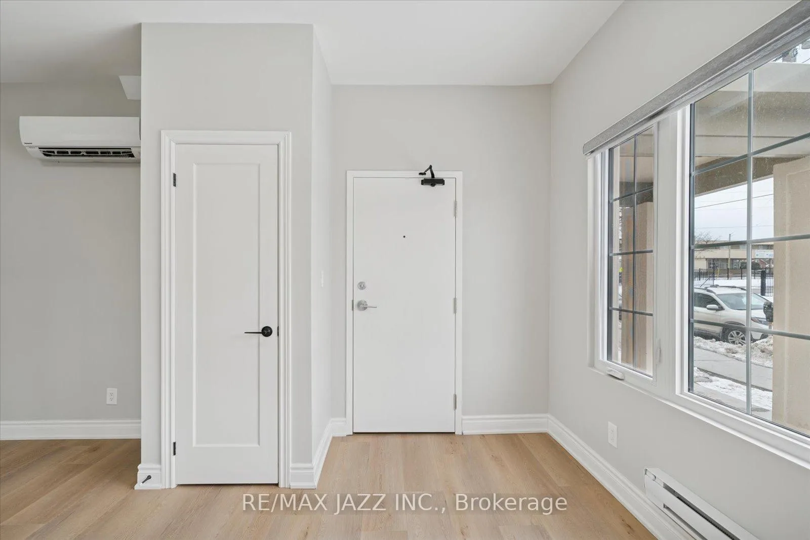 Photo 13 of Unit 102, 251 Simcoe Street S, Oshawa, Central — HOMEH