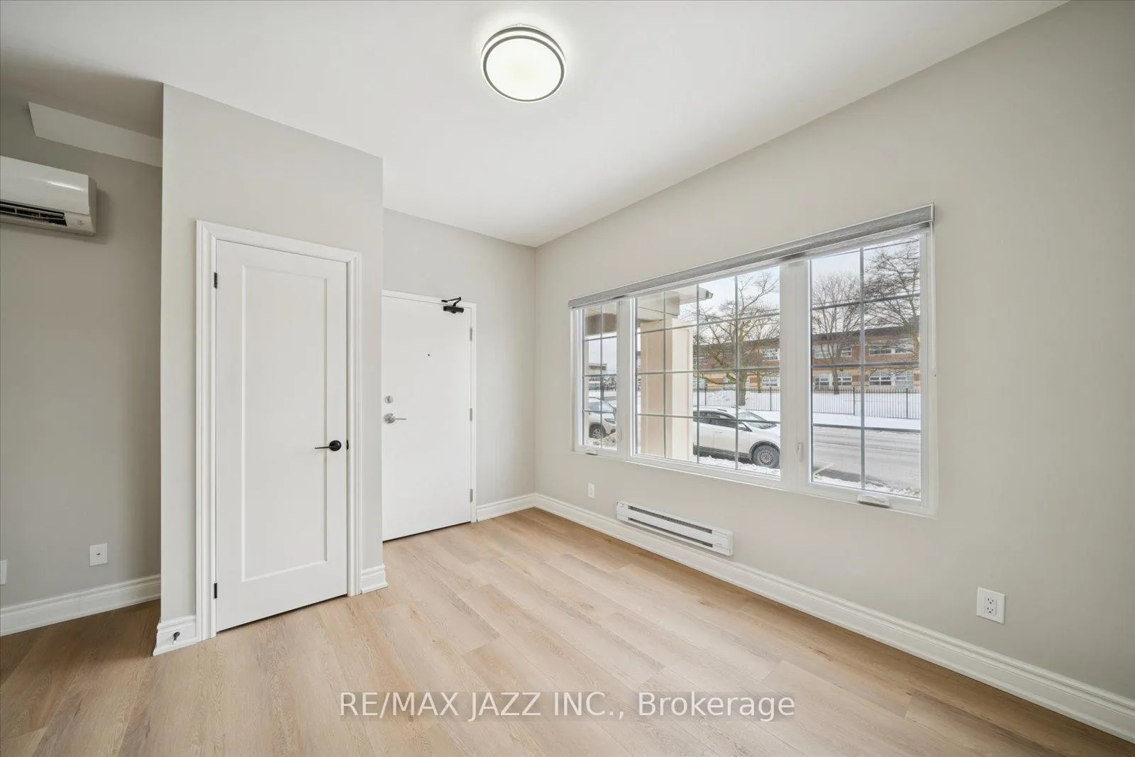 Photo 15 of Unit 102, 251 Simcoe Street S, Oshawa, Central — HOMEH