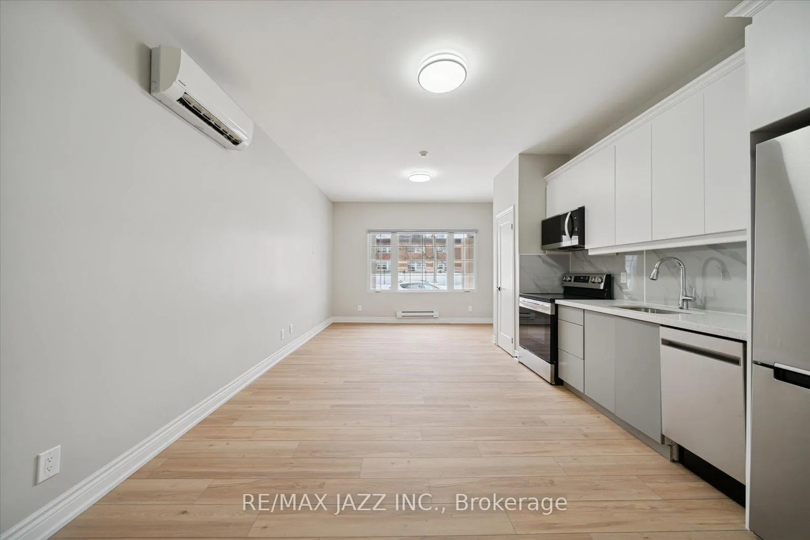 Photo 12 of Unit 101, 251 Simcoe Street S, Oshawa, Central — HOMEH