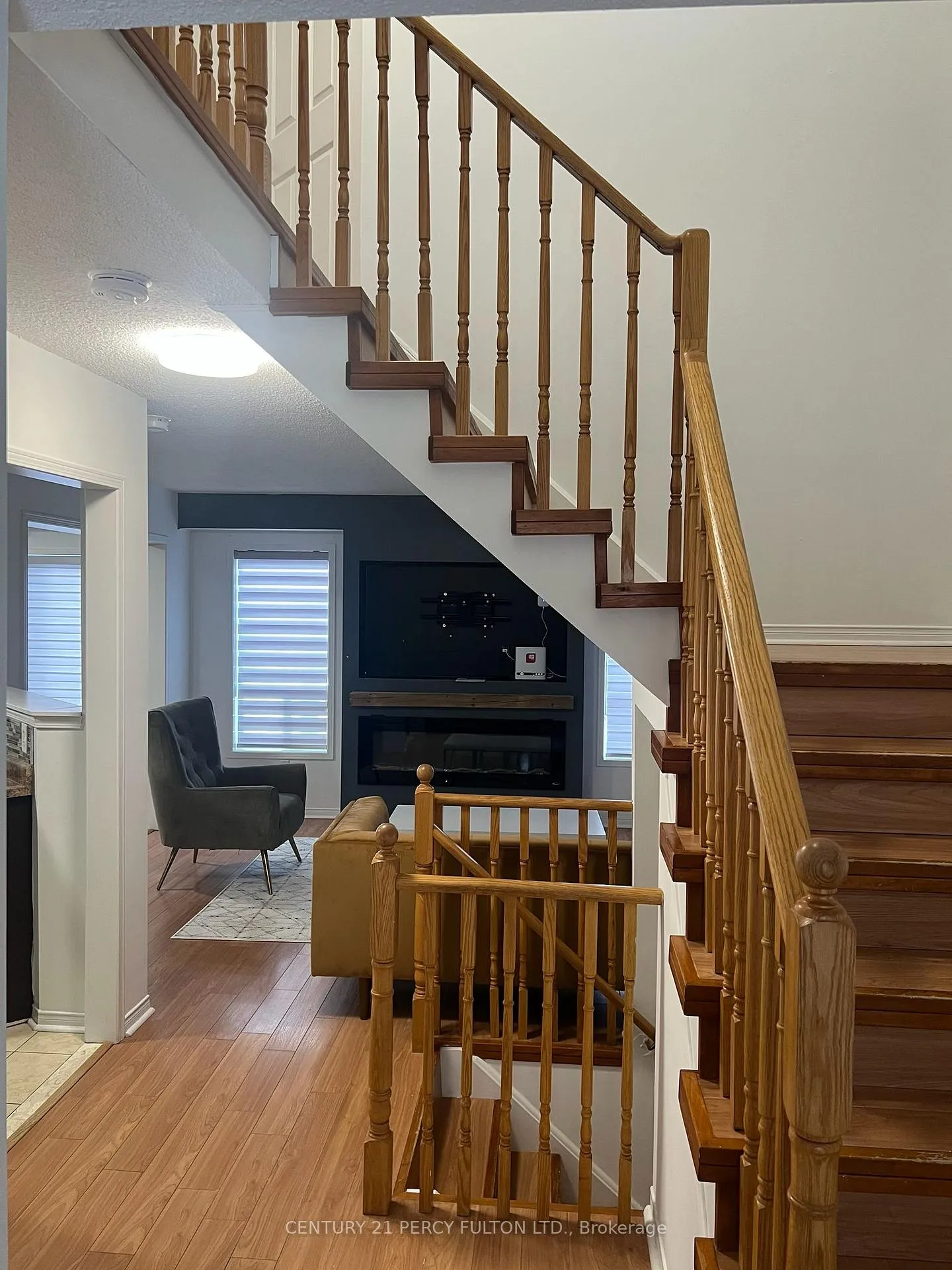 Photo 6 of 10 Brooking Street W, Clarington, Bowmanville — HOMEH